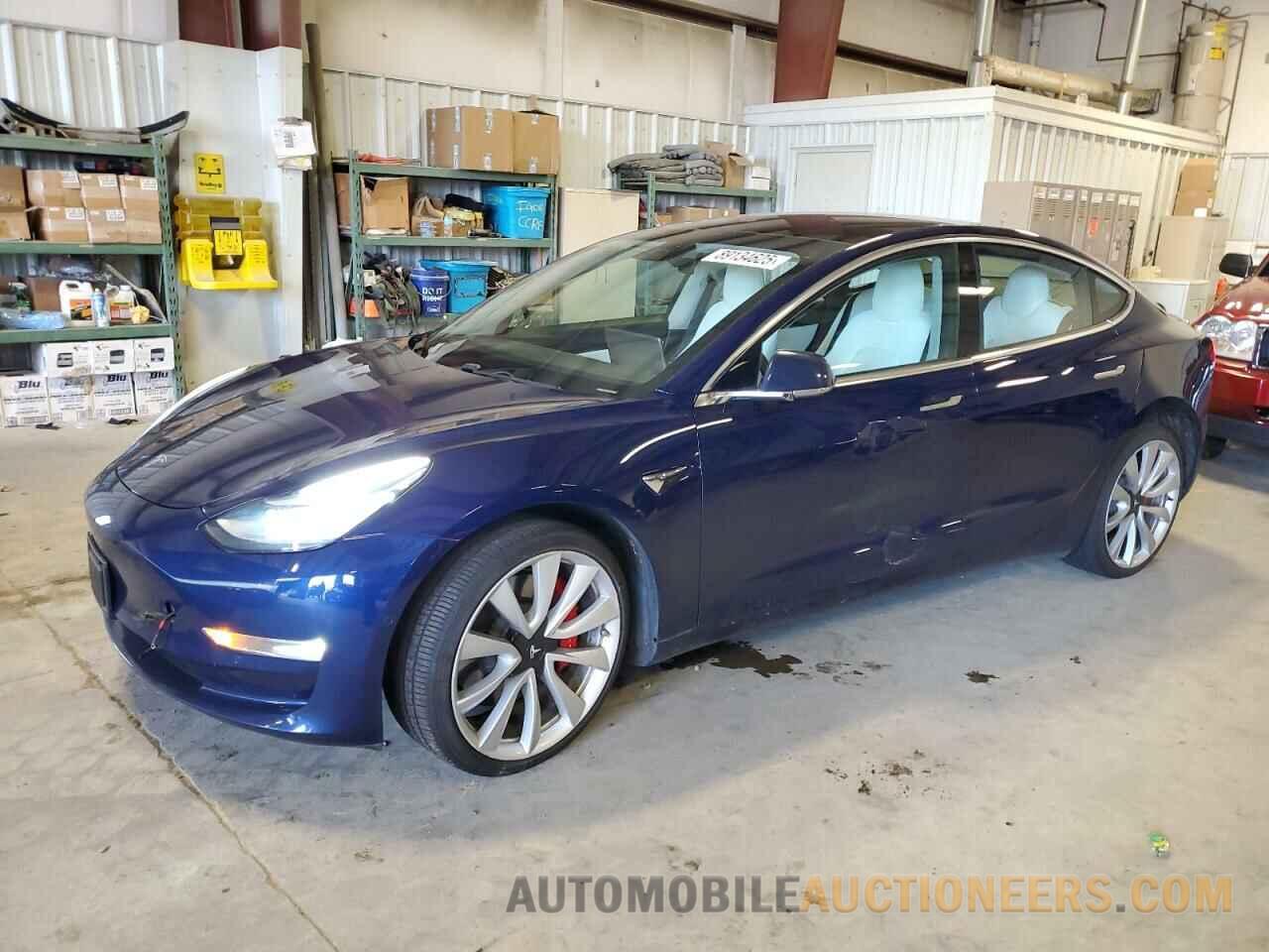 5YJ3E1EB9JF080657 TESLA MODEL 3 2018