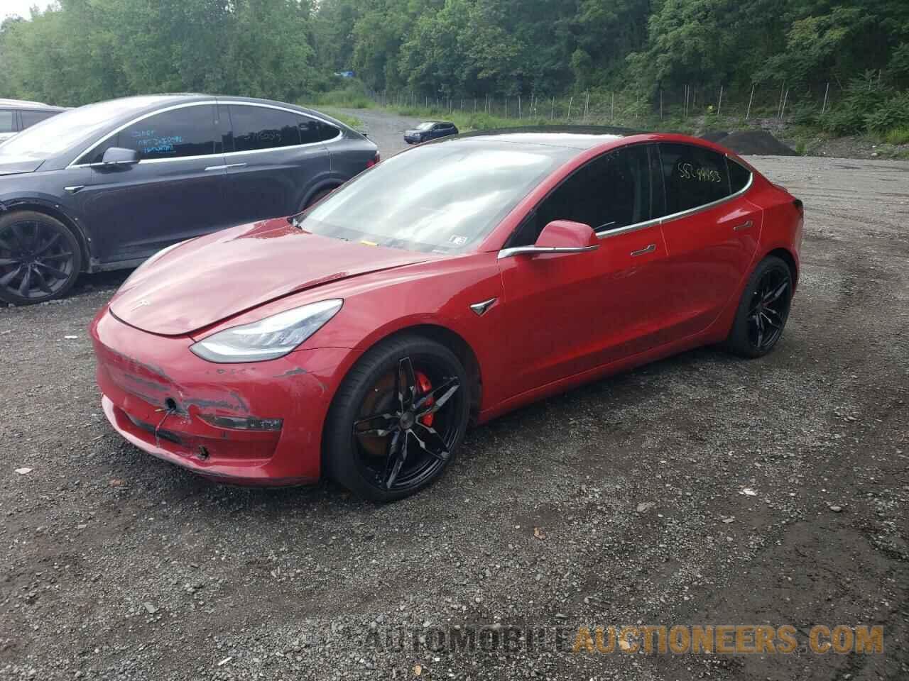 5YJ3E1EB9JF083624 TESLA MODEL 3 2018