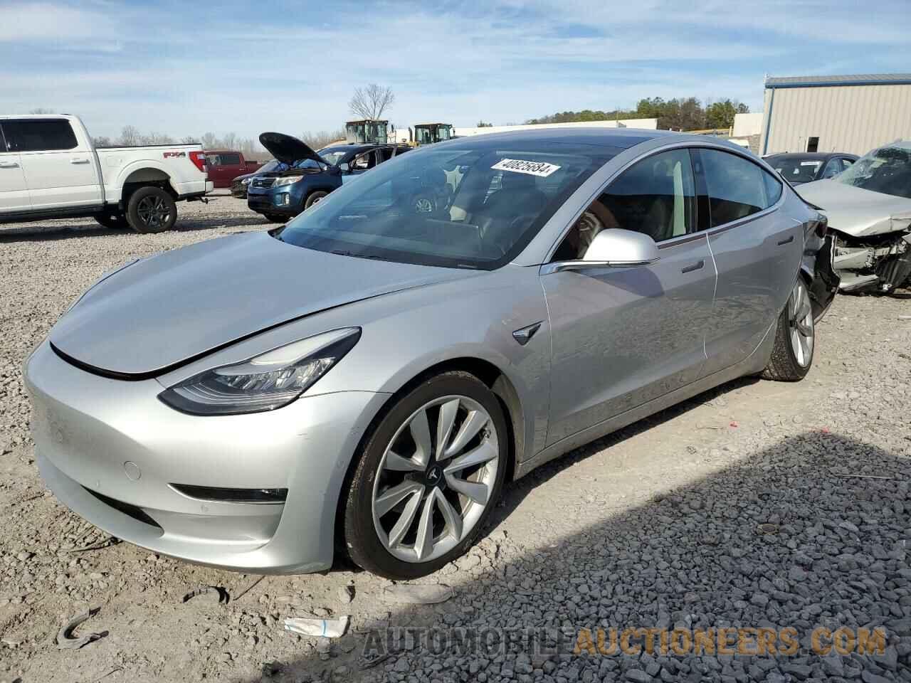 5YJ3E1EB9JF087673 TESLA MODEL 3 2018