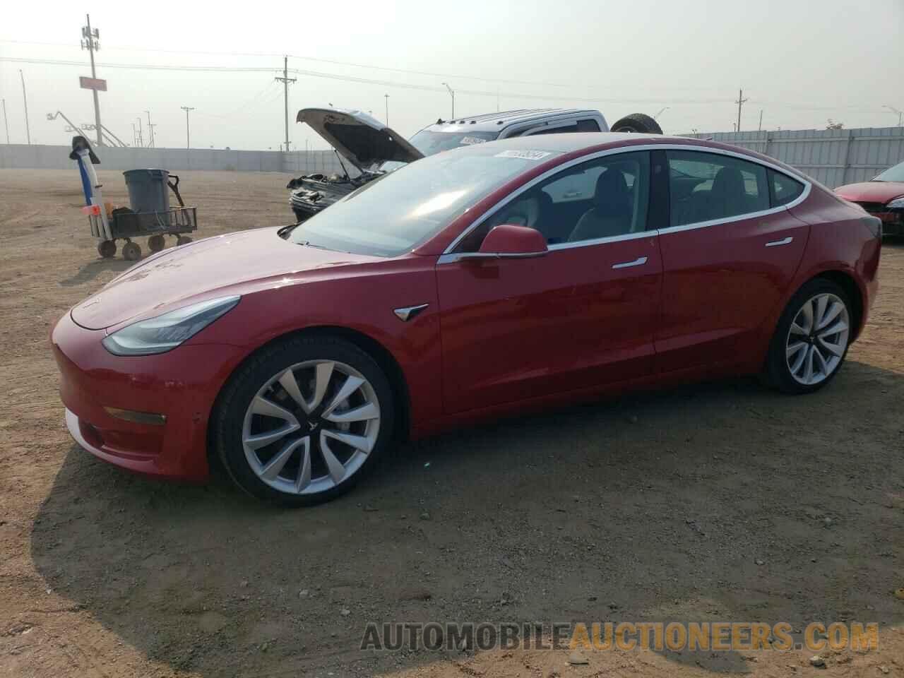 5YJ3E1EB9JF088130 TESLA MODEL 3 2018