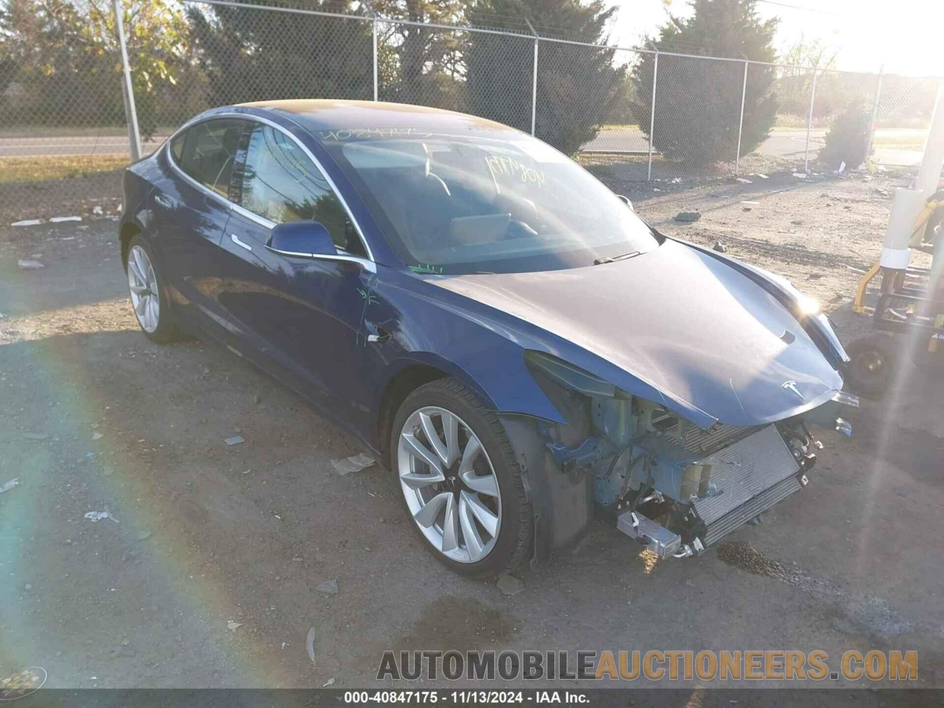 5YJ3E1EB9JF088158 TESLA MODEL 3 2018