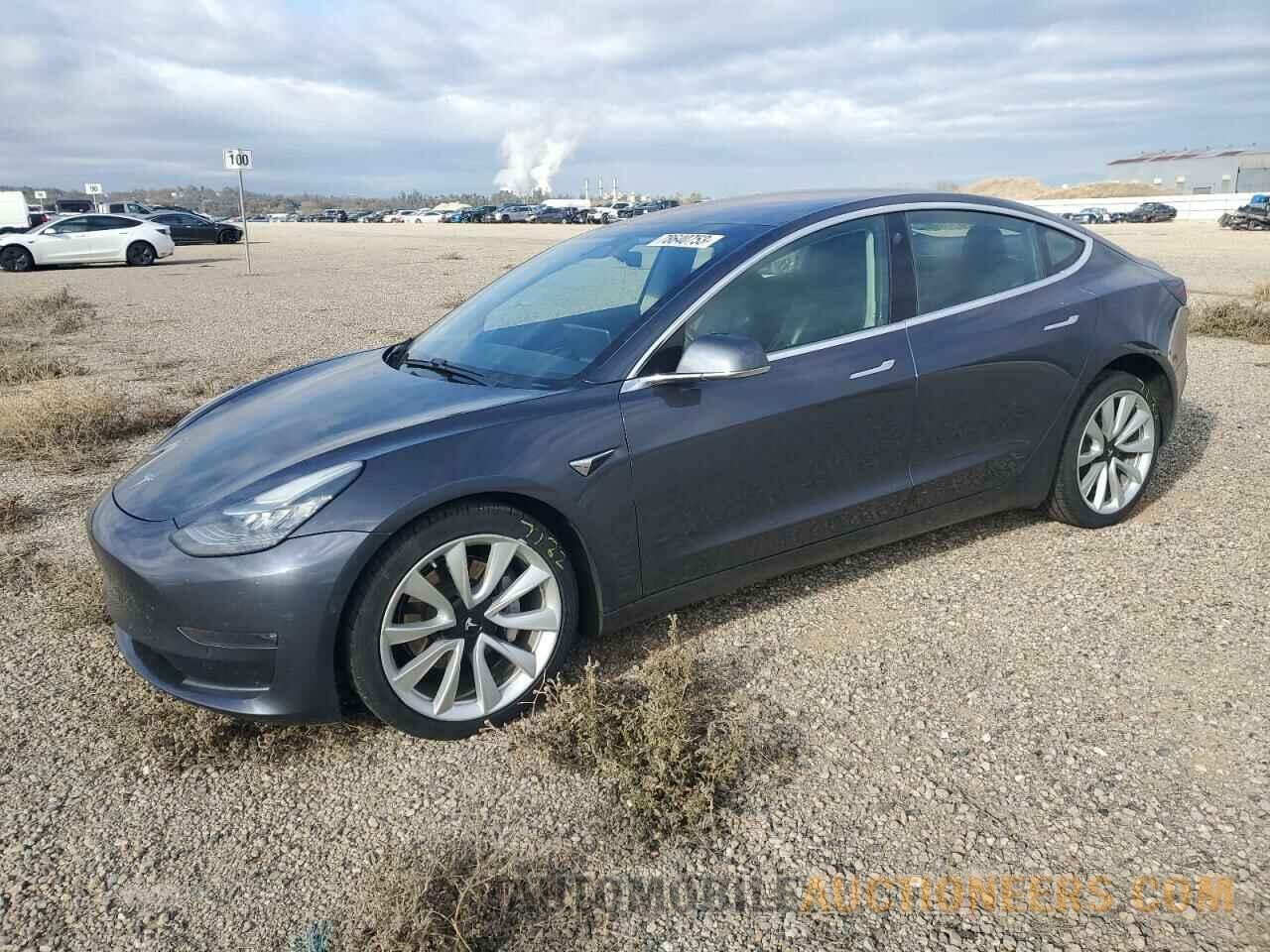 5YJ3E1EB9JF091044 TESLA MODEL 3 2018