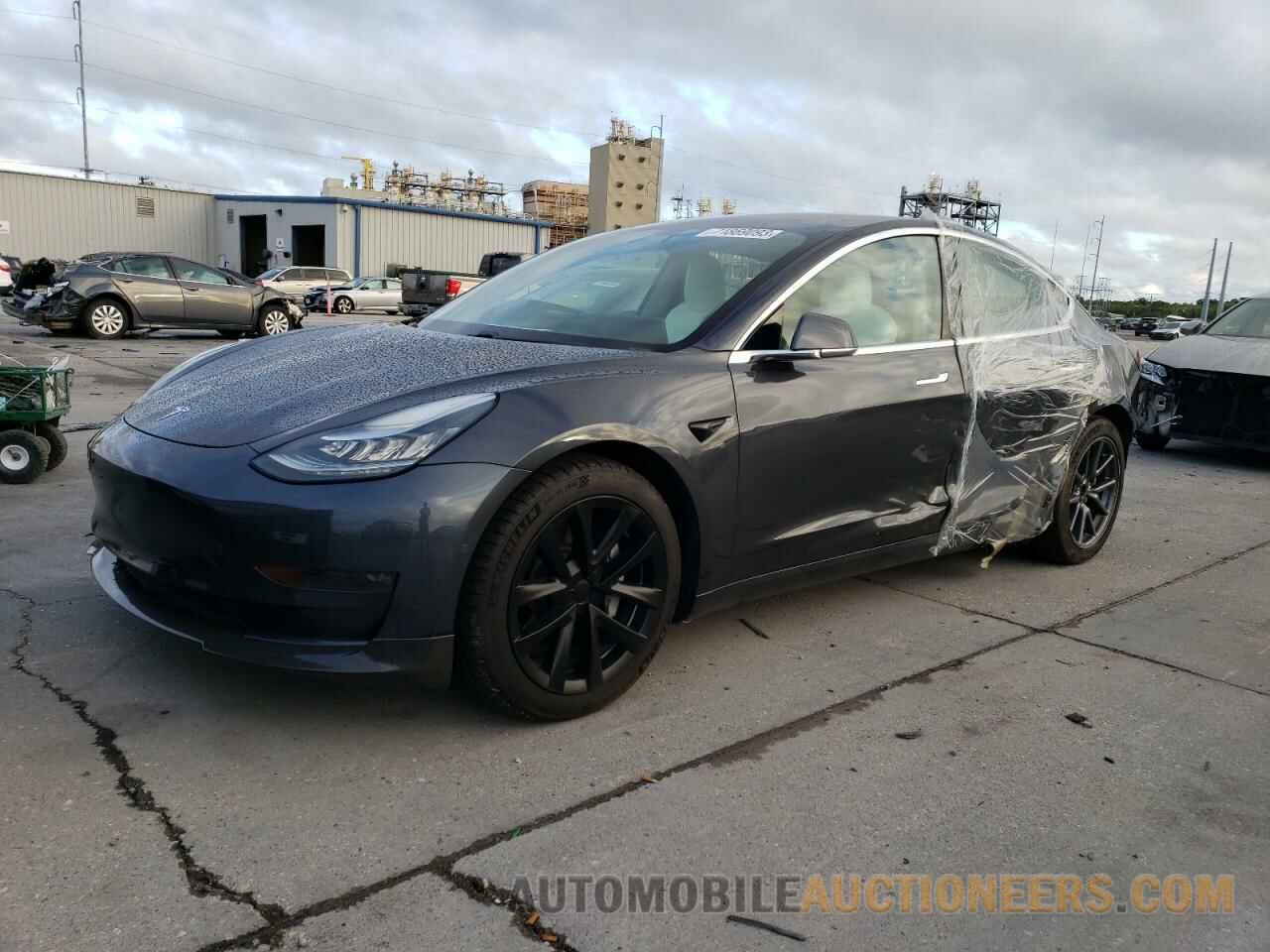 5YJ3E1EB9JF097202 TESLA MODEL 3 2018