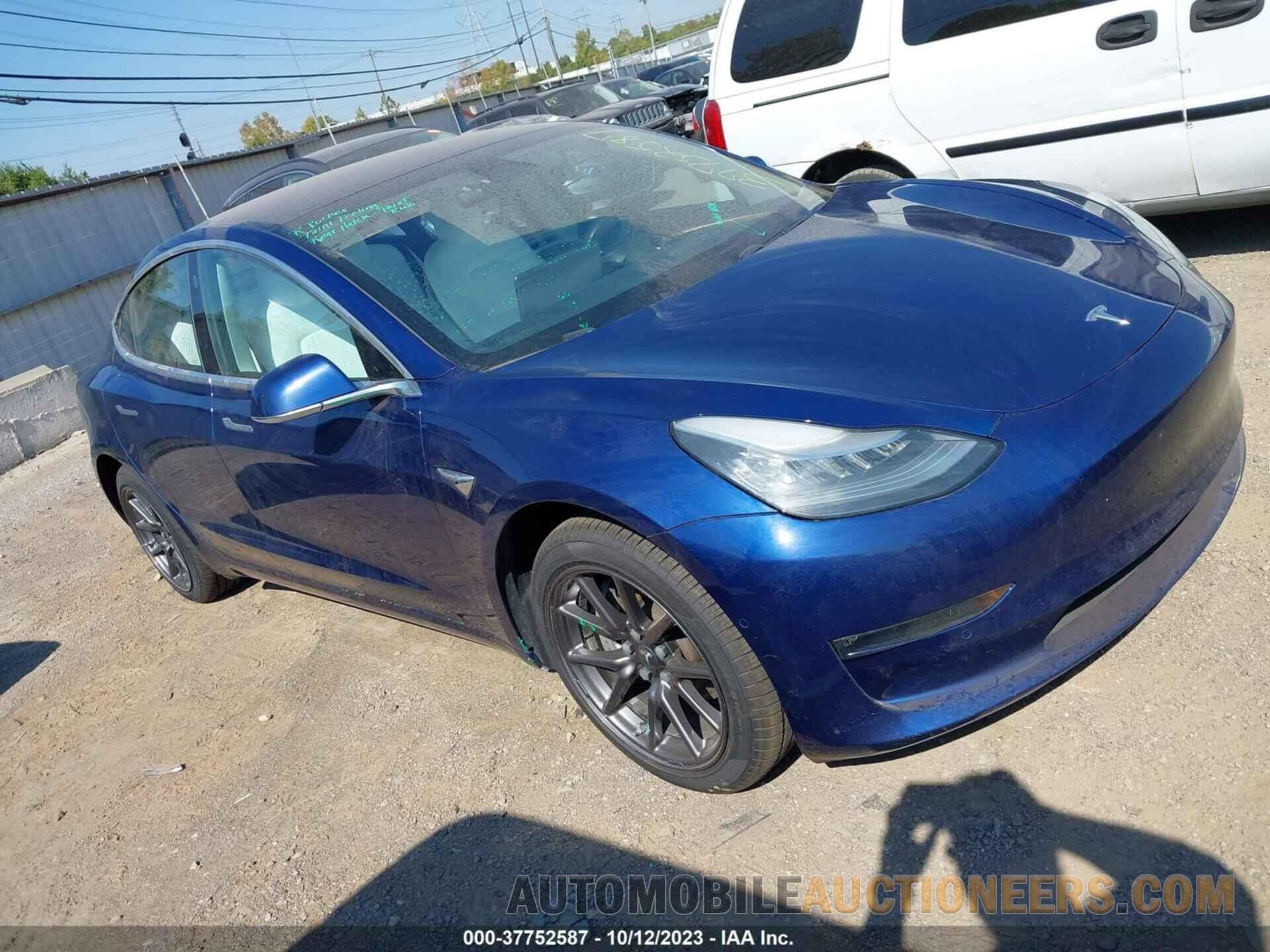 5YJ3E1EB9JF099886 TESLA MODEL 3 2018