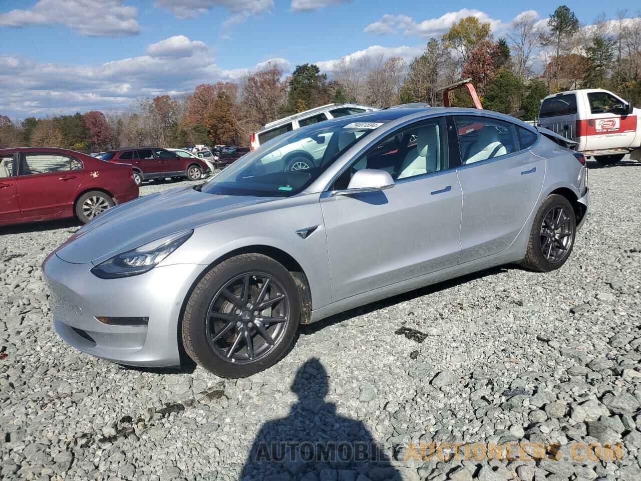 5YJ3E1EB9JF100227 TESLA MODEL 3 2018