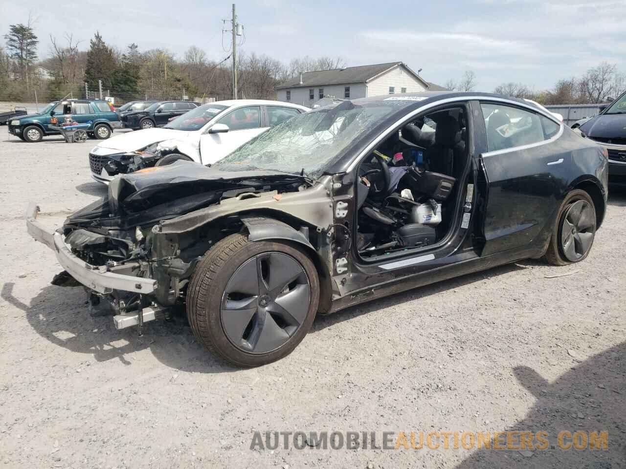 5YJ3E1EB9JF113446 TESLA MODEL 3 2018