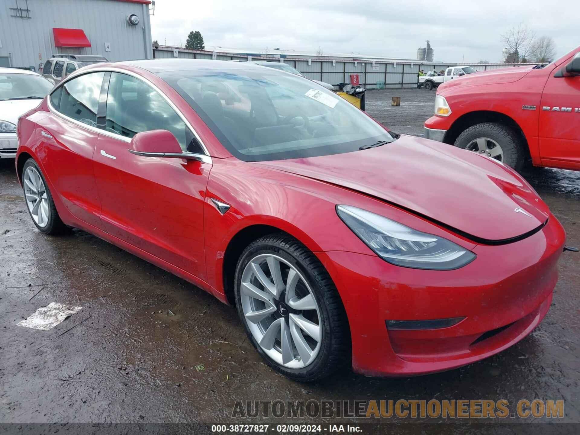 5YJ3E1EB9JF121739 TESLA MODEL 3 2018