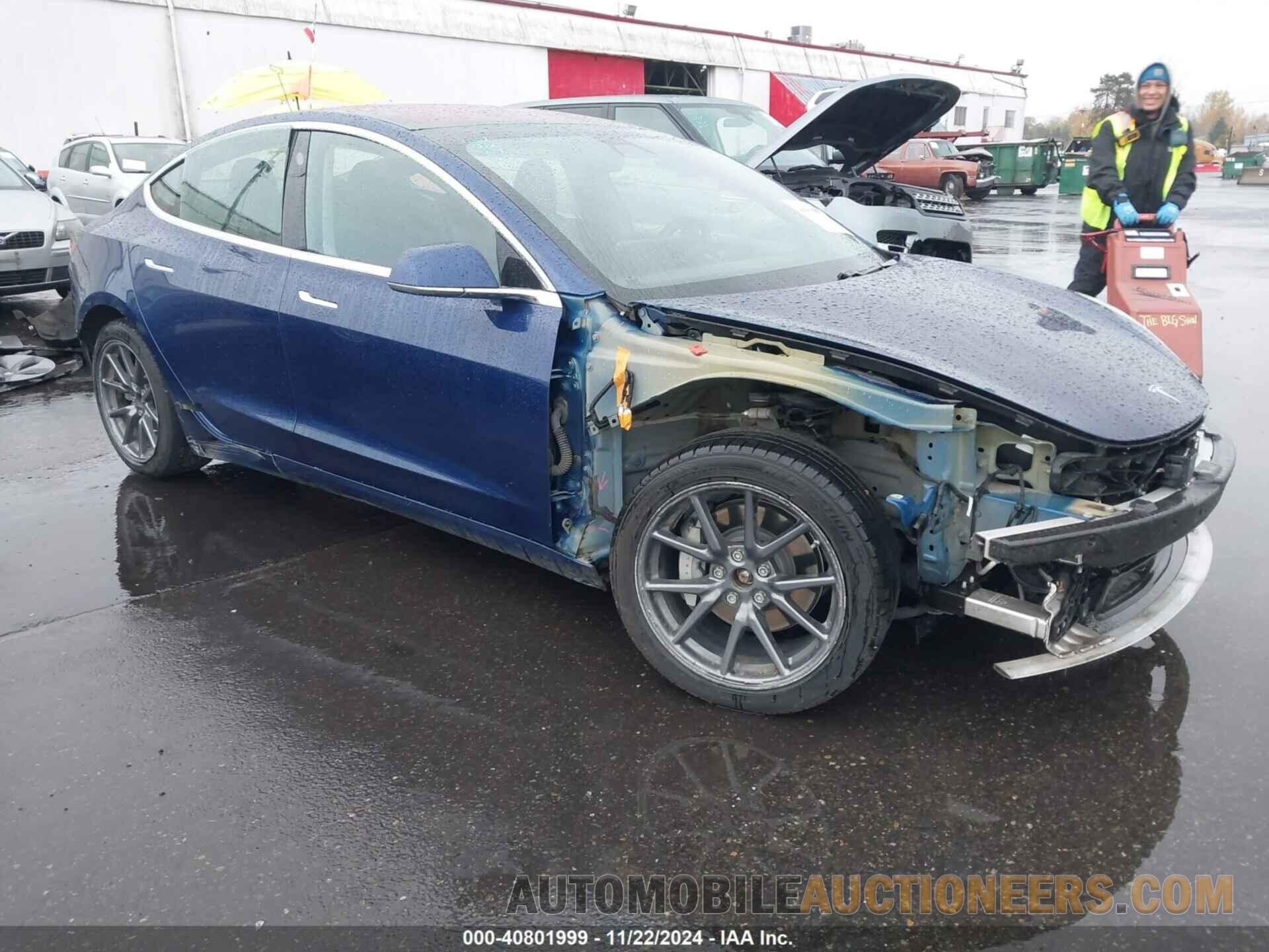 5YJ3E1EB9JF130585 TESLA MODEL 3 2018