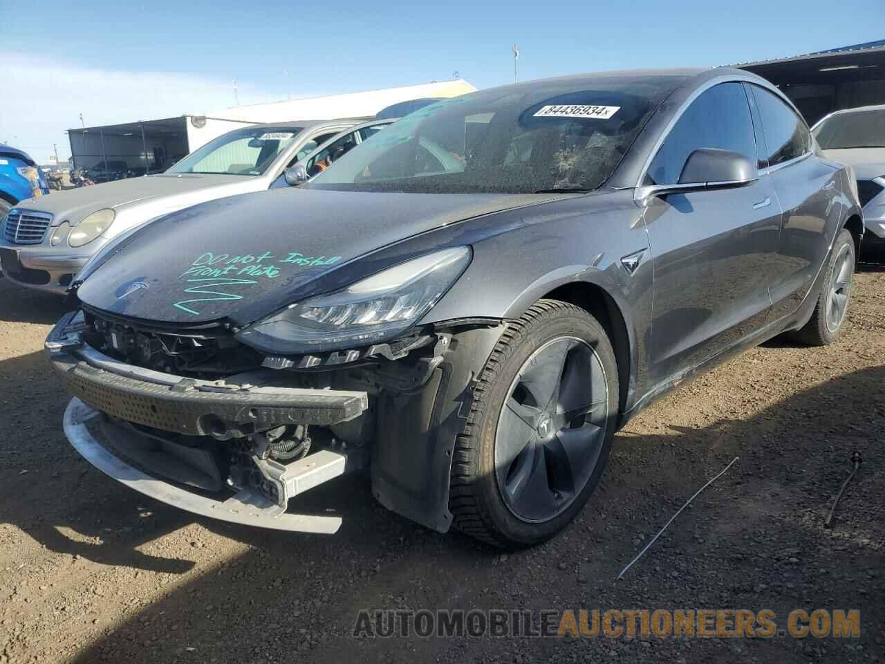 5YJ3E1EB9JF144633 TESLA MODEL 3 2018