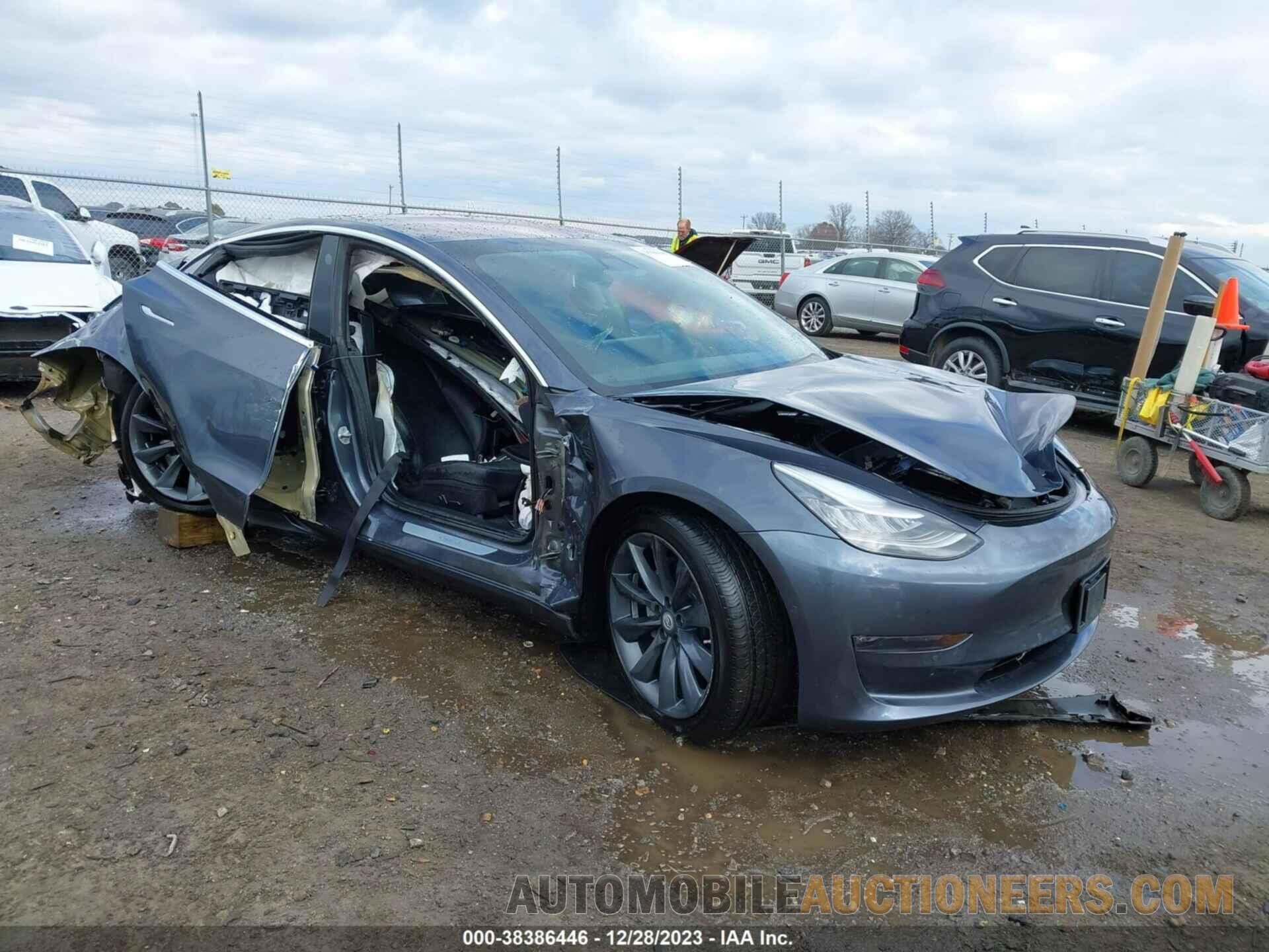 5YJ3E1EB9JF185327 TESLA MODEL 3 2018