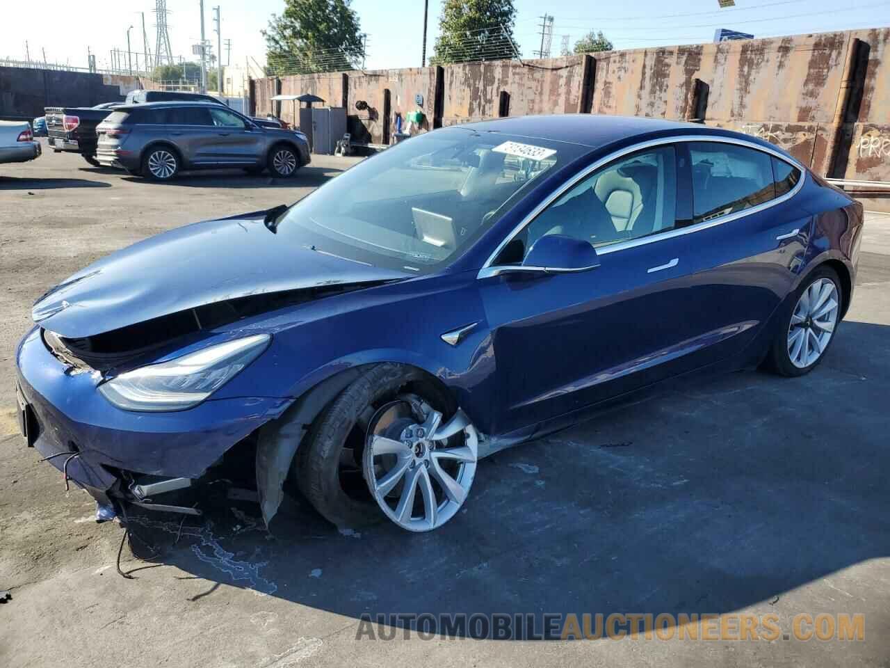 5YJ3E1EB9JF187272 TESLA MODEL 3 2018