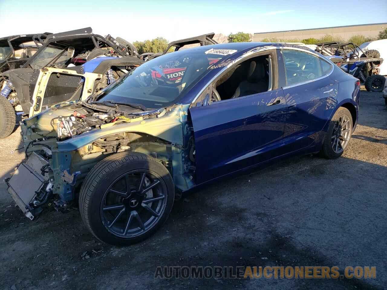 5YJ3E1EB9KF210857 TESLA MODEL 3 2019