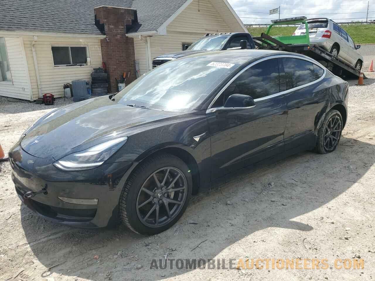 5YJ3E1EB9KF384444 TESLA MODEL 3 2019