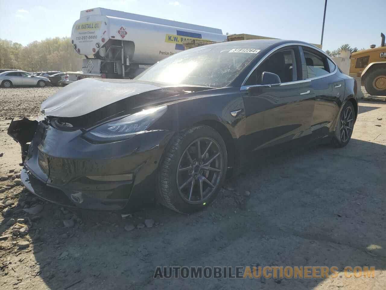 5YJ3E1EB9KF385576 TESLA MODEL 3 2019