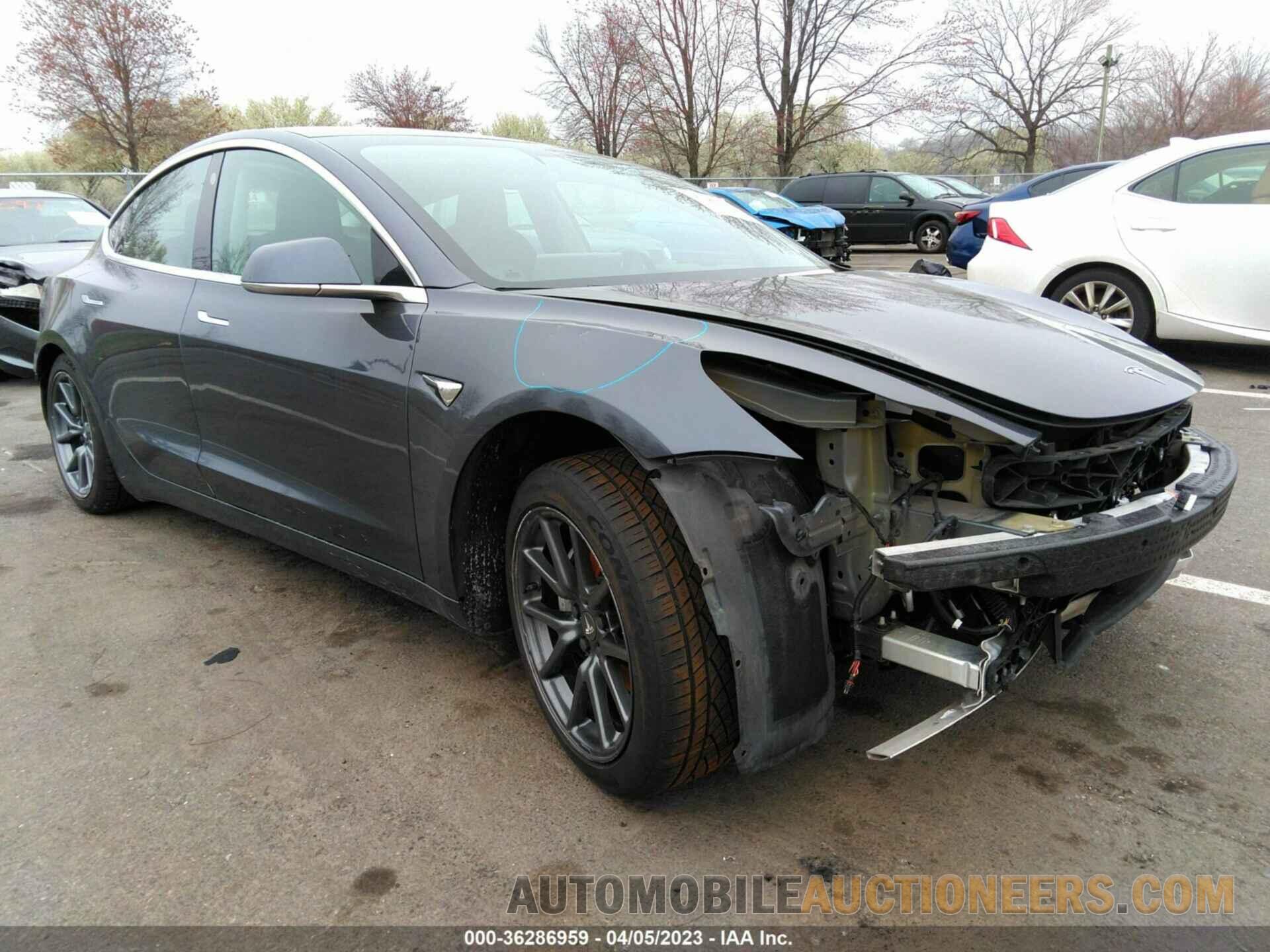 5YJ3E1EB9KF386632 TESLA MODEL 3 2019