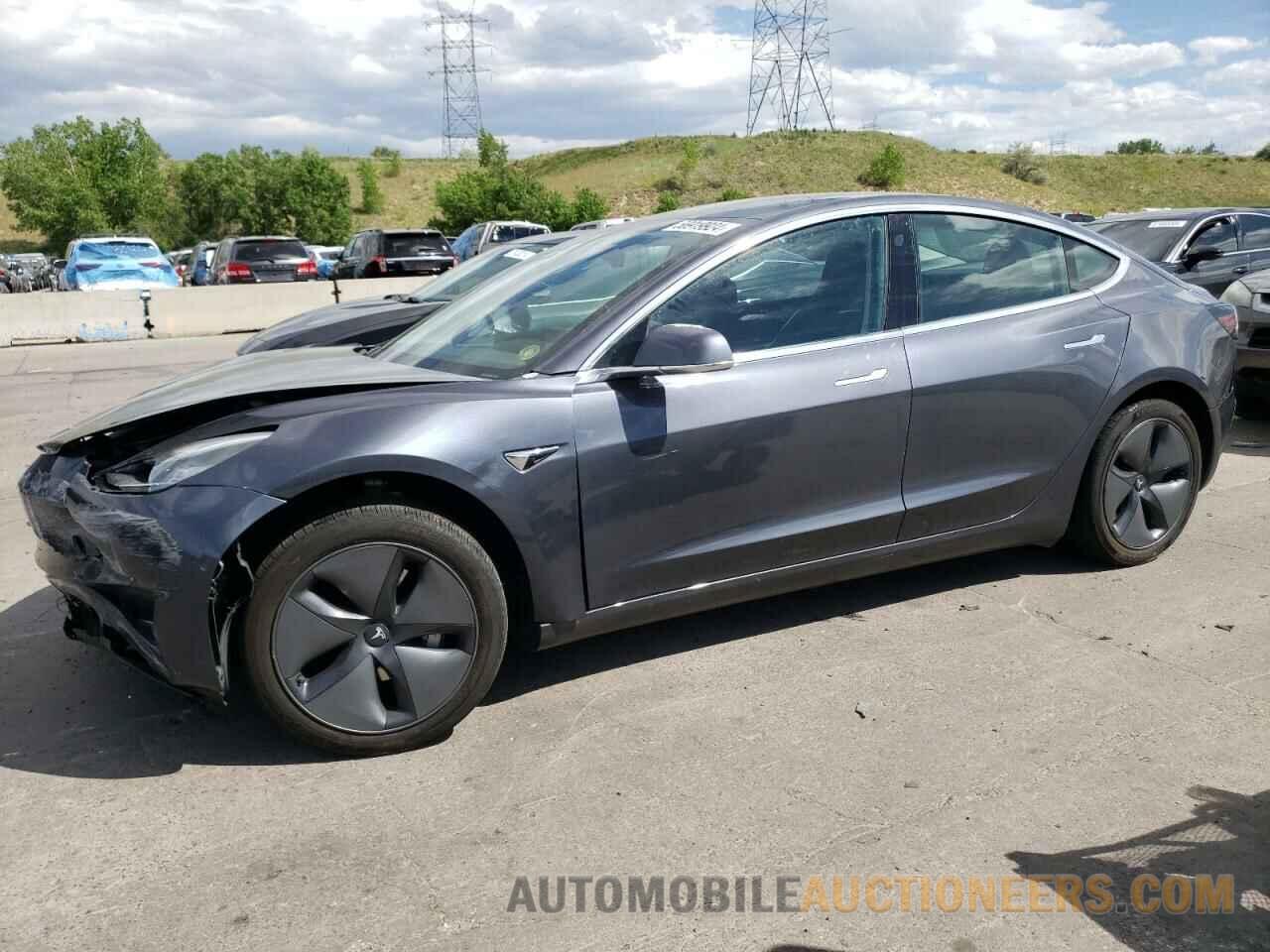 5YJ3E1EB9KF386887 TESLA MODEL 3 2019