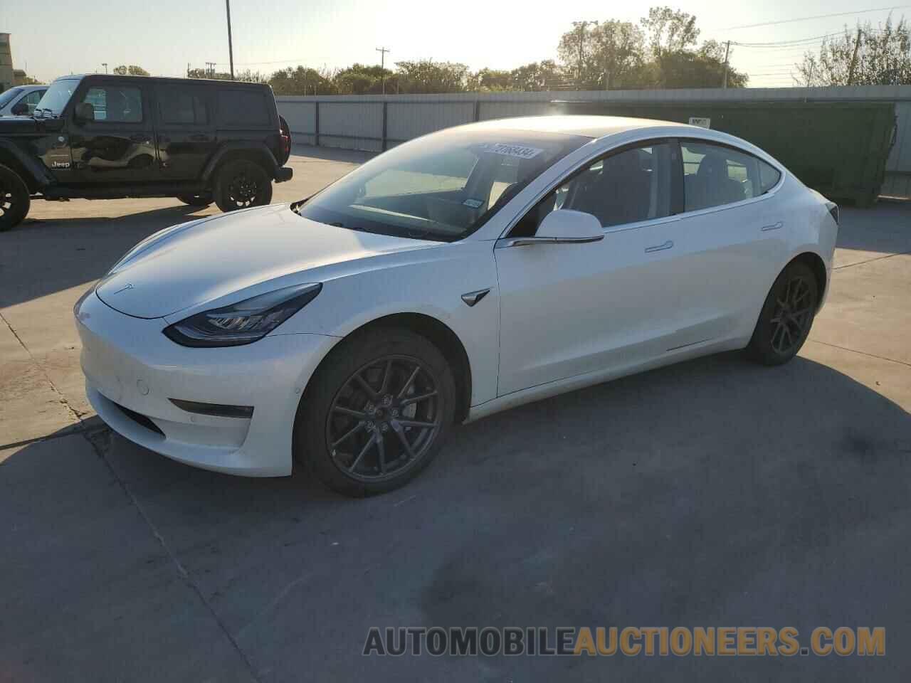 5YJ3E1EB9KF388235 TESLA MODEL 3 2019