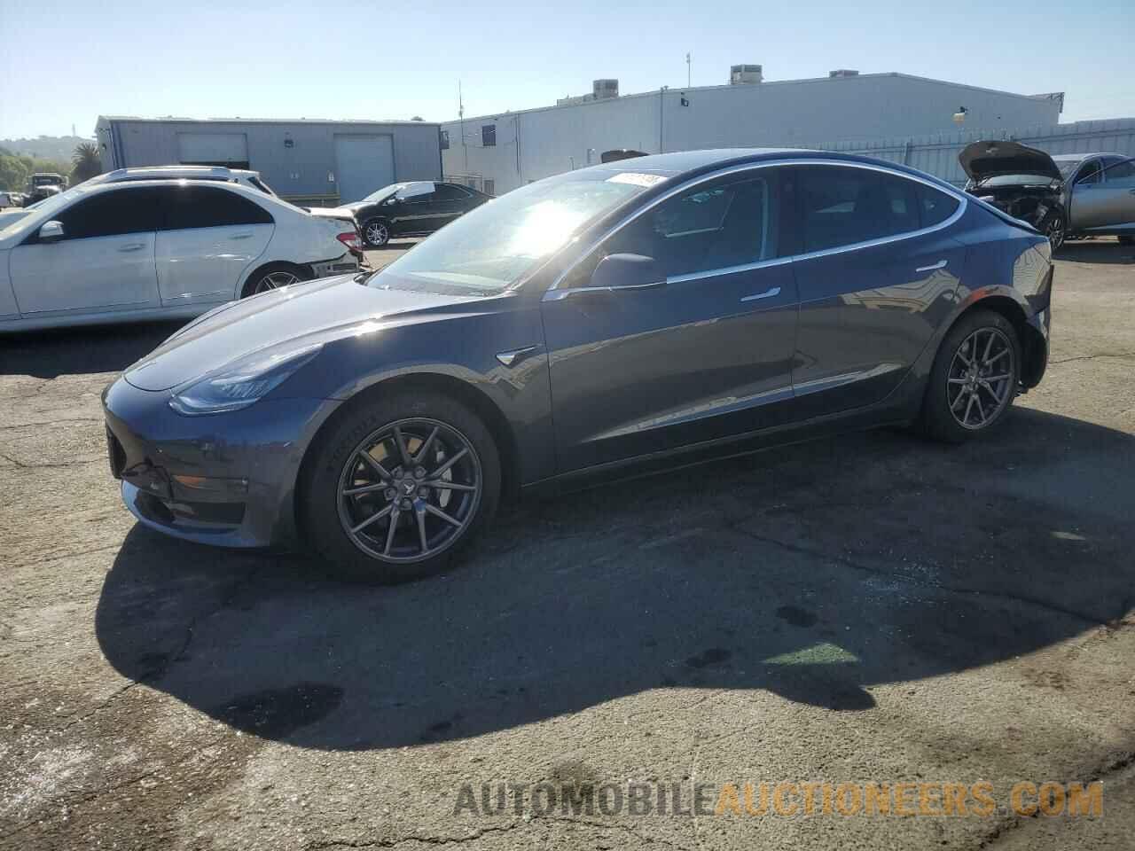 5YJ3E1EB9KF432492 TESLA MODEL 3 2019