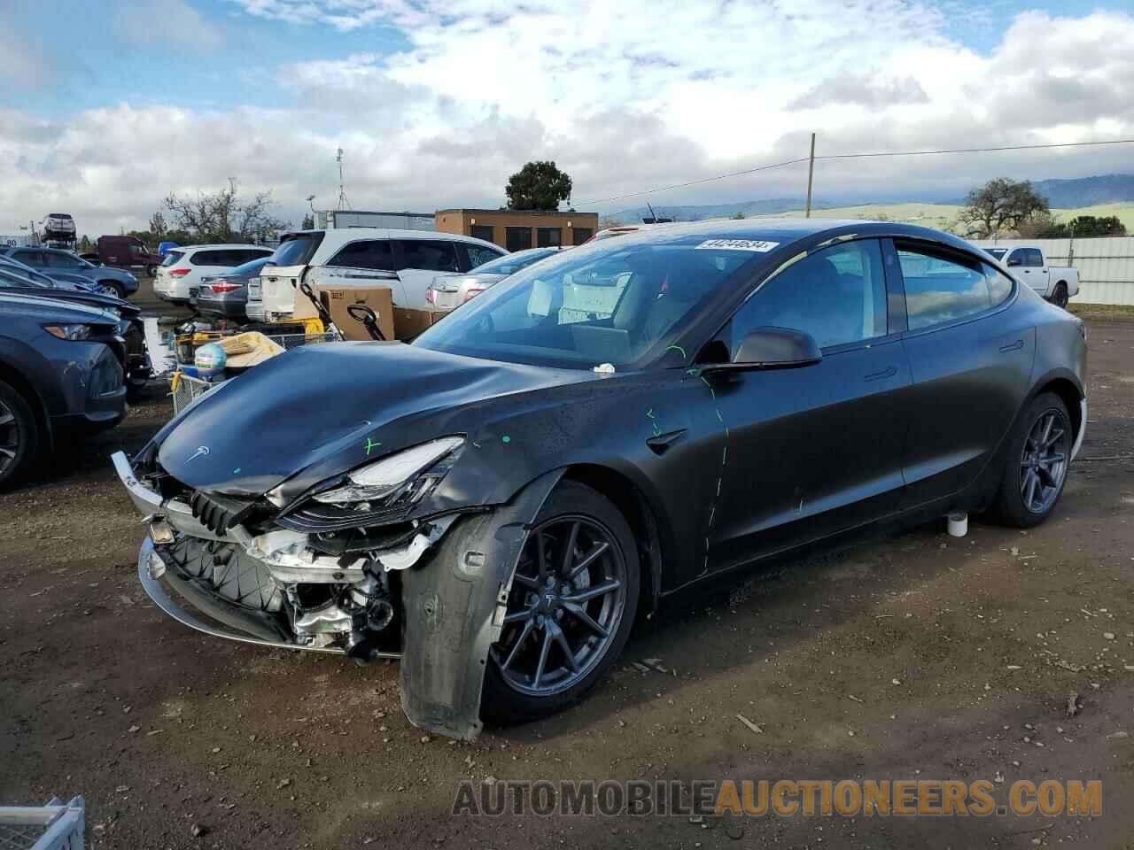 5YJ3E1EB9KF511063 TESLA MODEL 3 2019