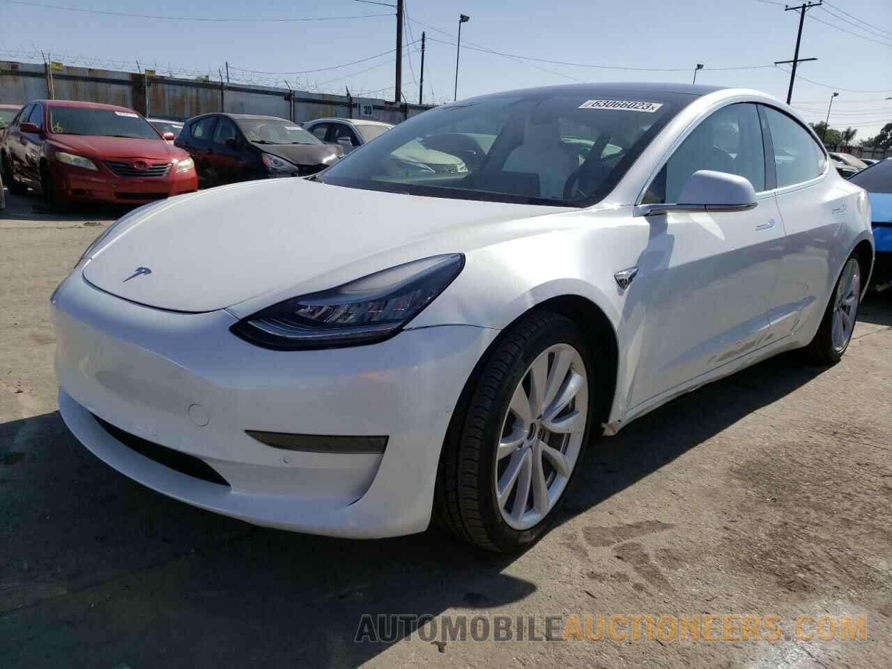 5YJ3E1EB9KF513668 TESLA MODEL 3 2019