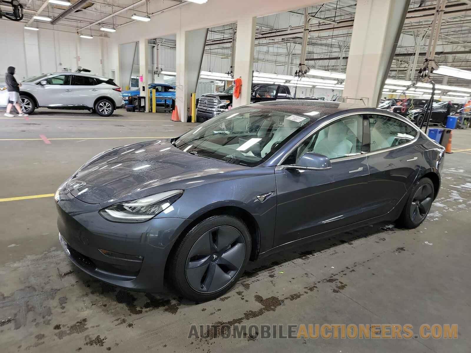 5YJ3E1EB9LF668125 Tesla Model 3 2020