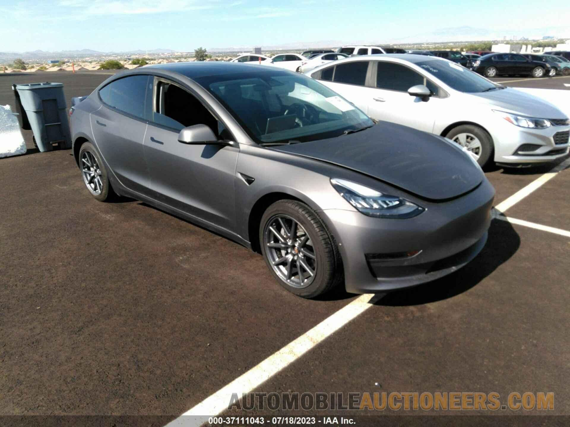 5YJ3E1EB9LF811770 TESLA MODEL 3 2020