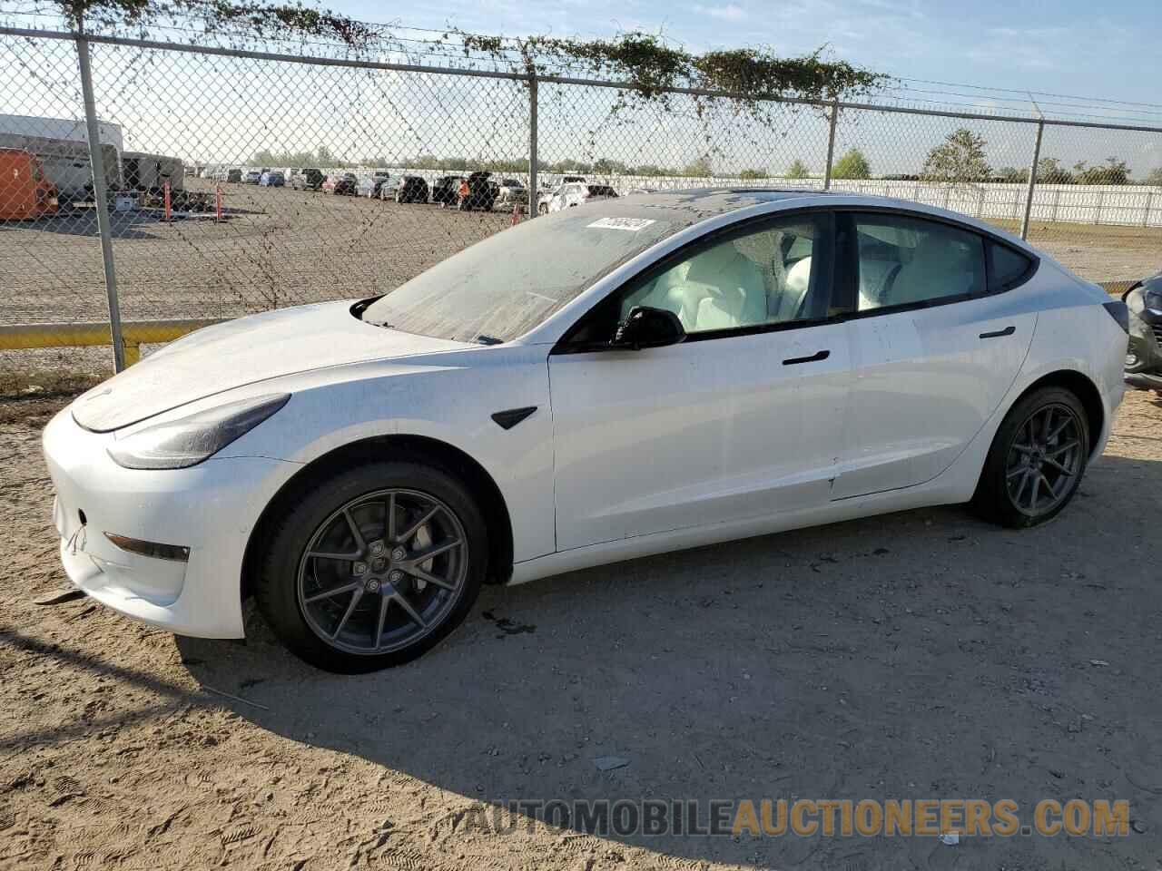 5YJ3E1EB9MF035738 TESLA MODEL 3 2021