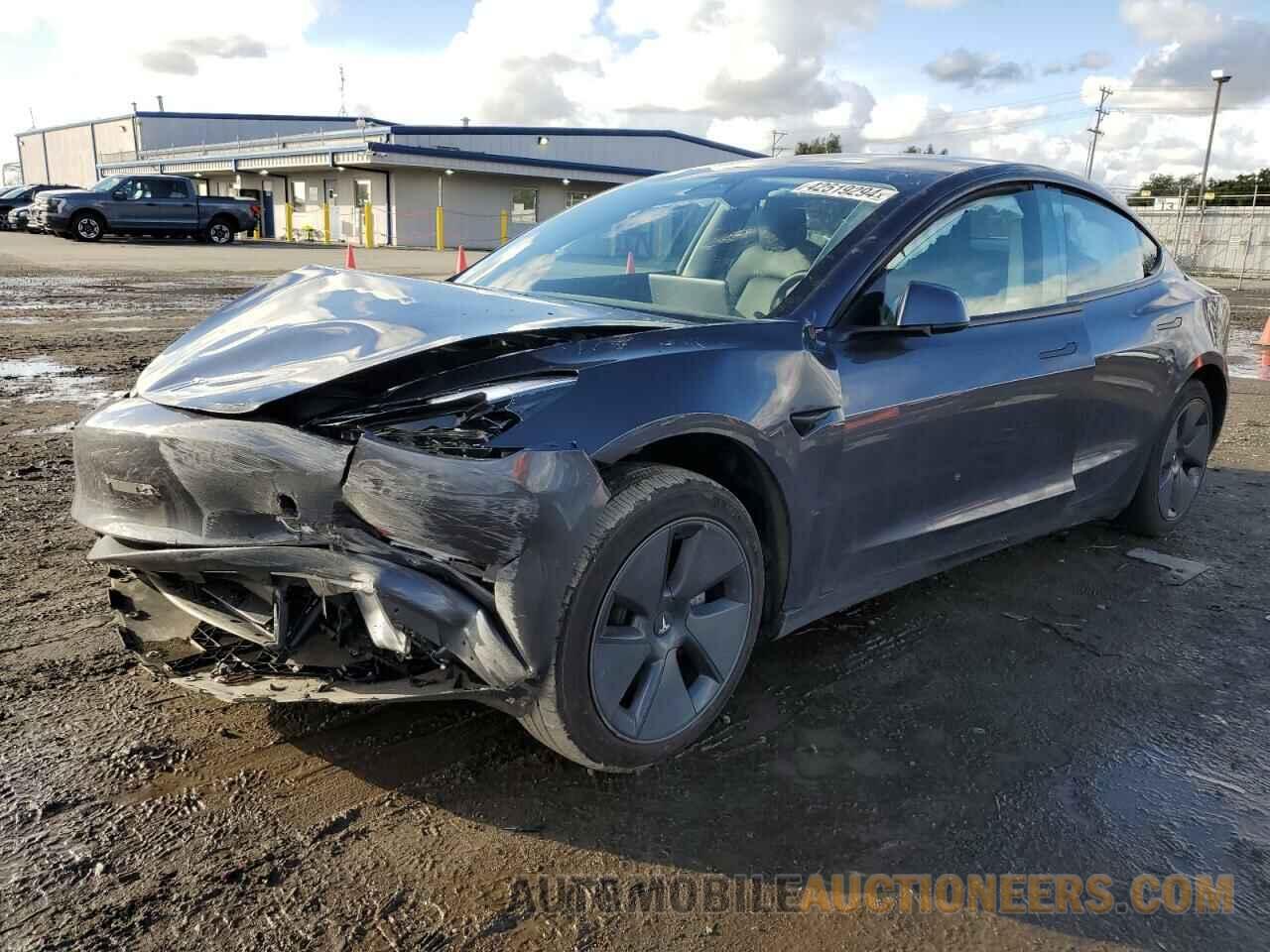 5YJ3E1EB9MF049803 TESLA MODEL 3 2021