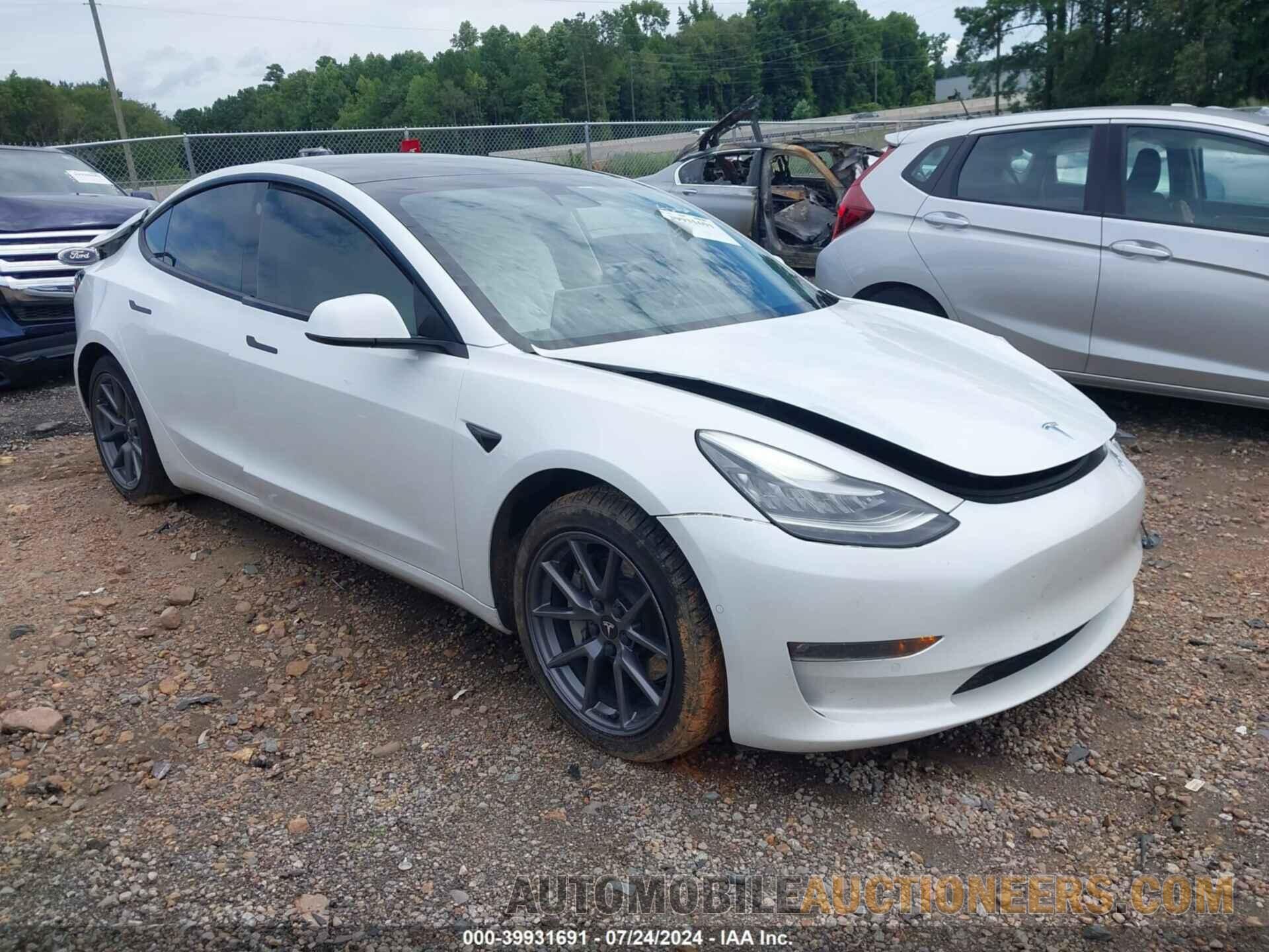 5YJ3E1EB9MF855978 TESLA MODEL 3 2021