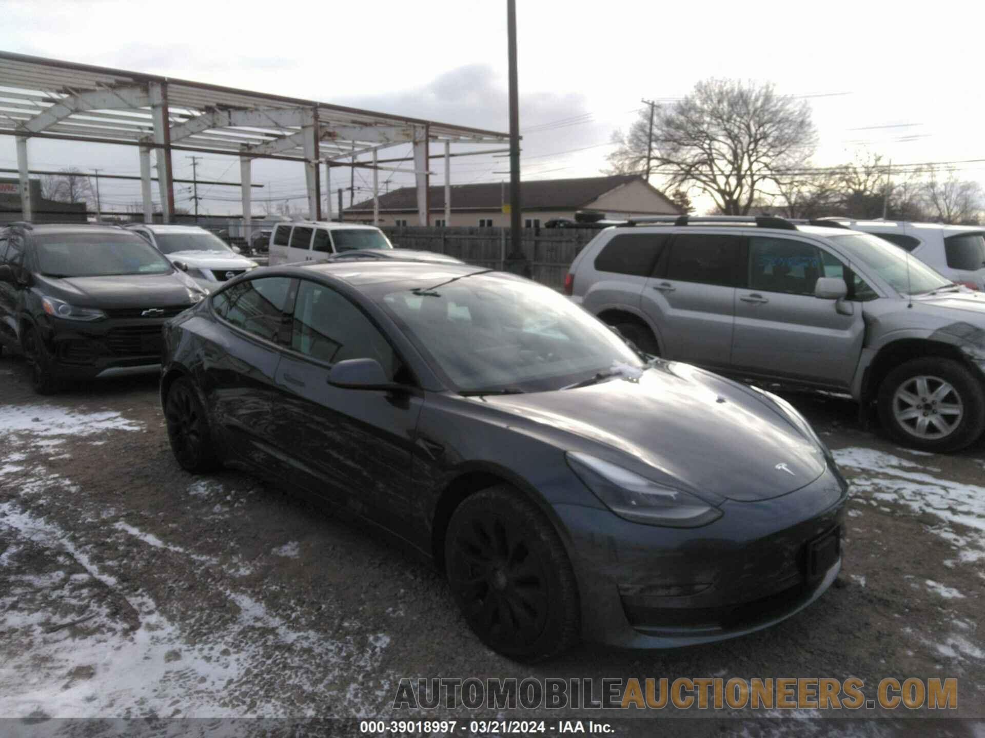 5YJ3E1EB9MF974405 TESLA MODEL 3 2021