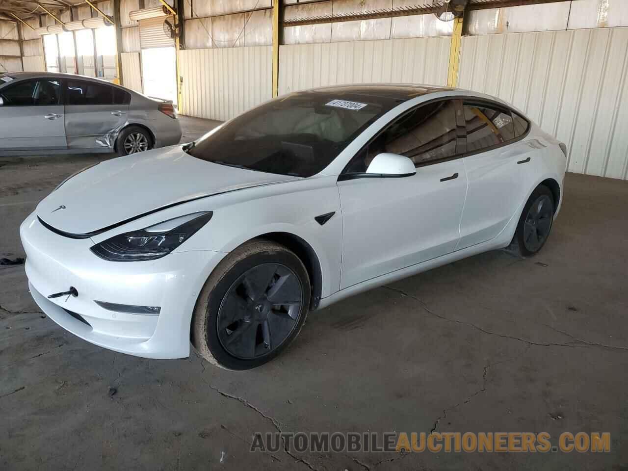 5YJ3E1EB9NF103084 TESLA MODEL 3 2022