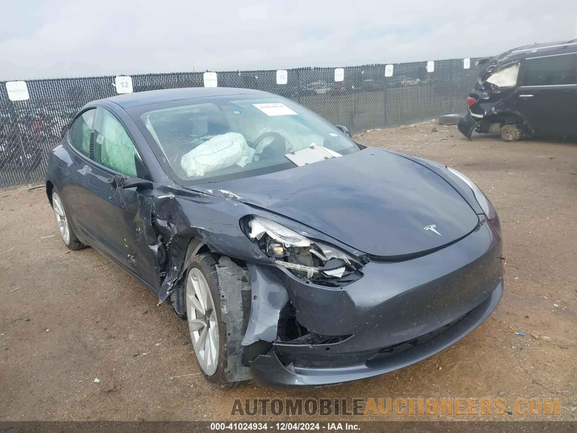 5YJ3E1EB9NF116904 TESLA MODEL 3 2022