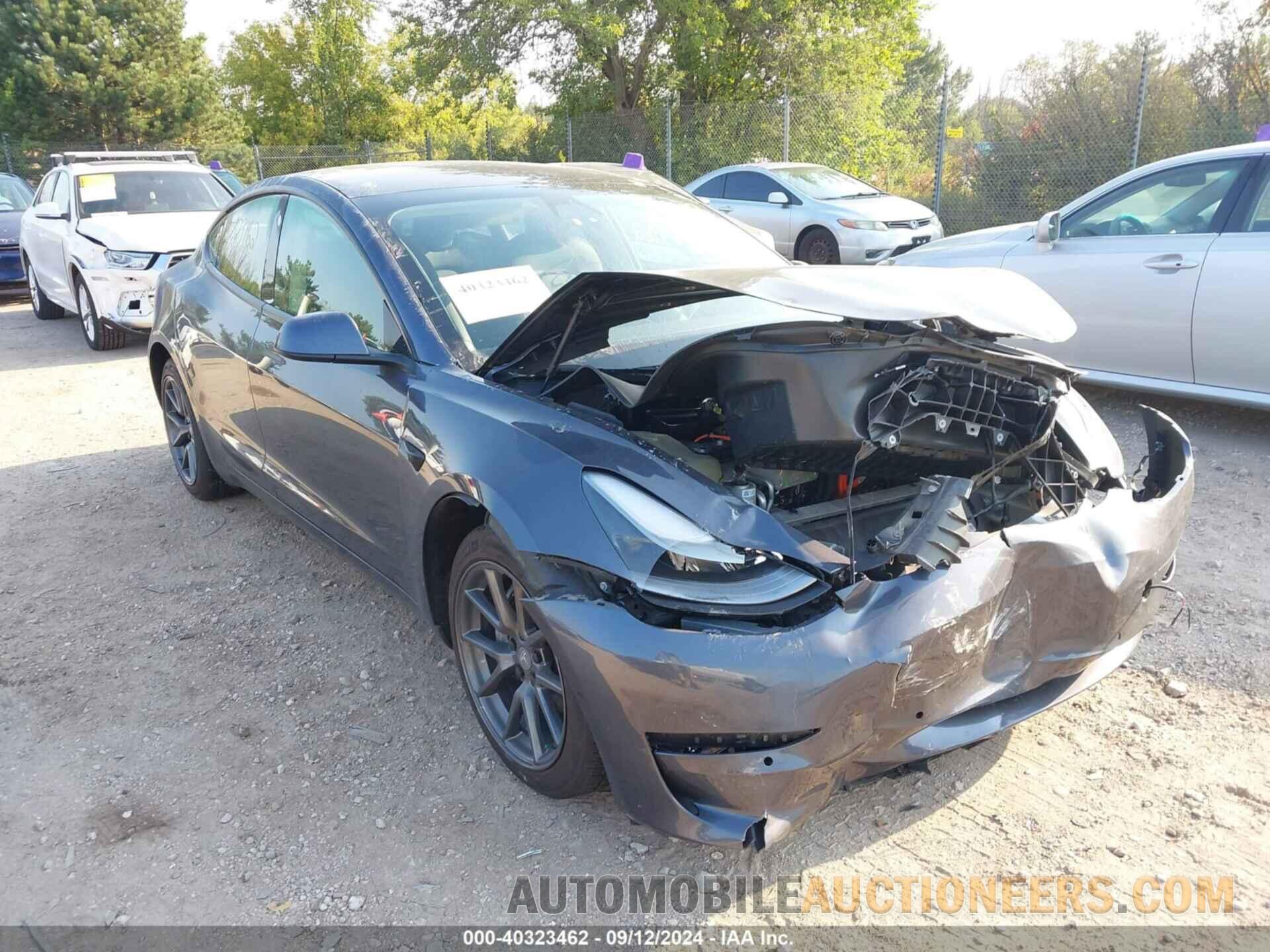 5YJ3E1EB9NF117065 TESLA MODEL 3 2022