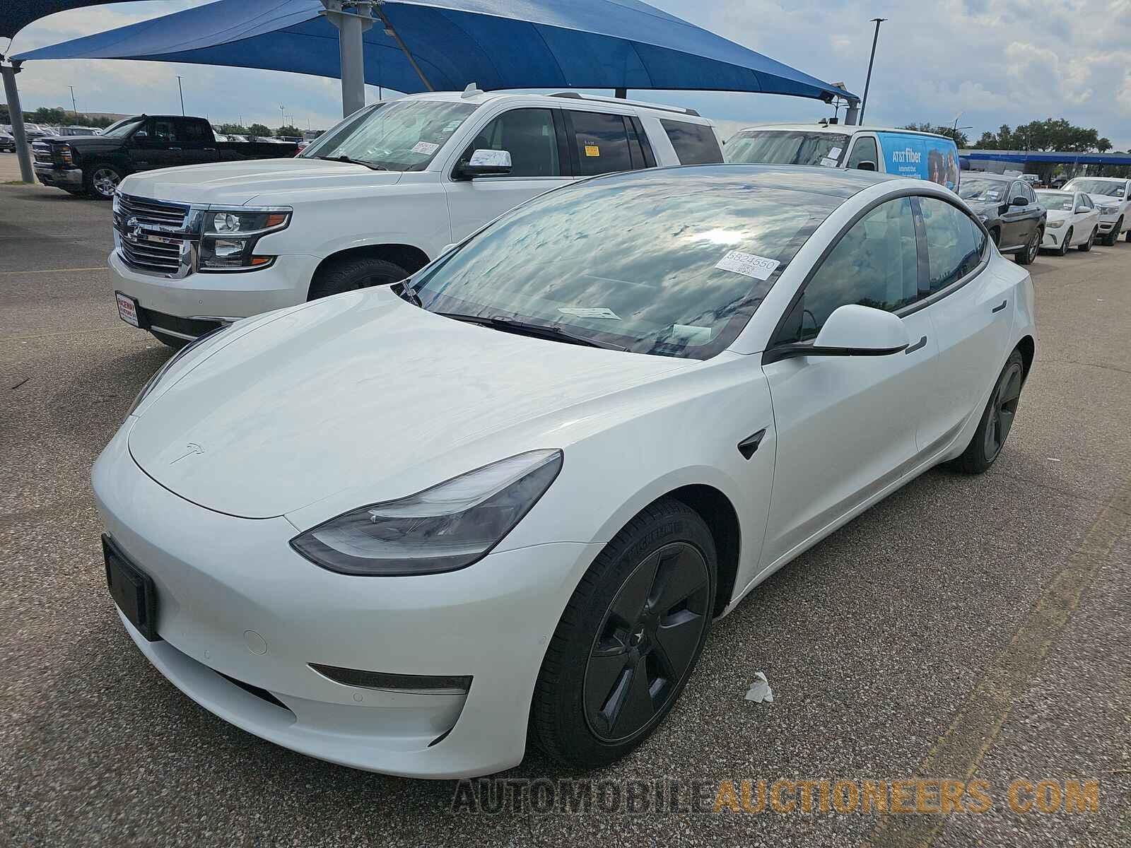 5YJ3E1EB9NF134061 Tesla Model 3 2022