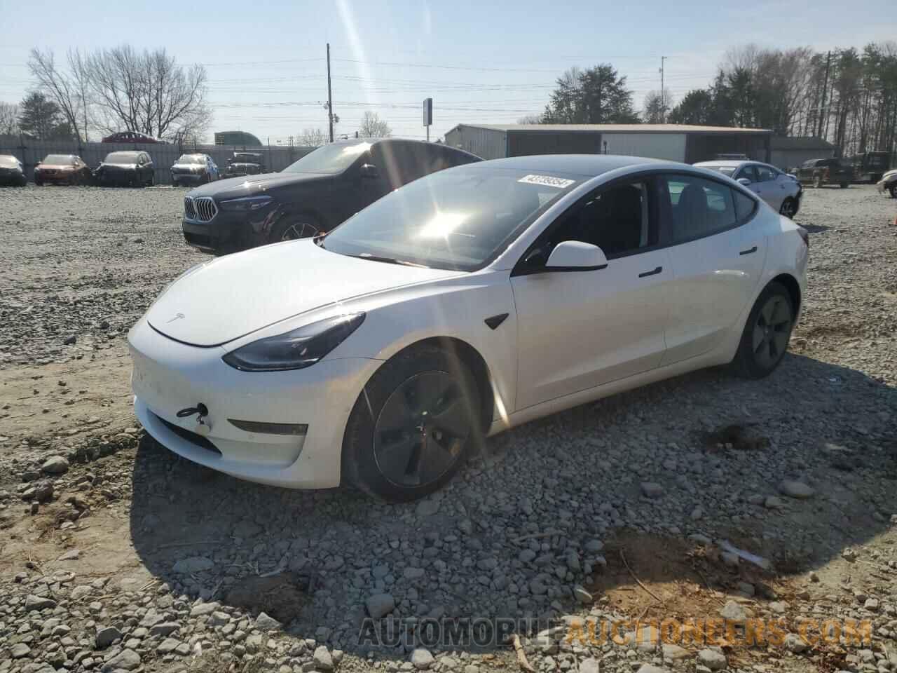 5YJ3E1EB9NF152236 TESLA MODEL 3 2022