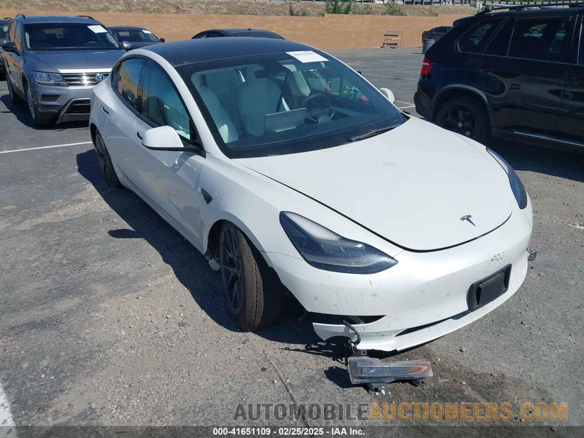 5YJ3E1EB9NF155072 TESLA MODEL 3 2022