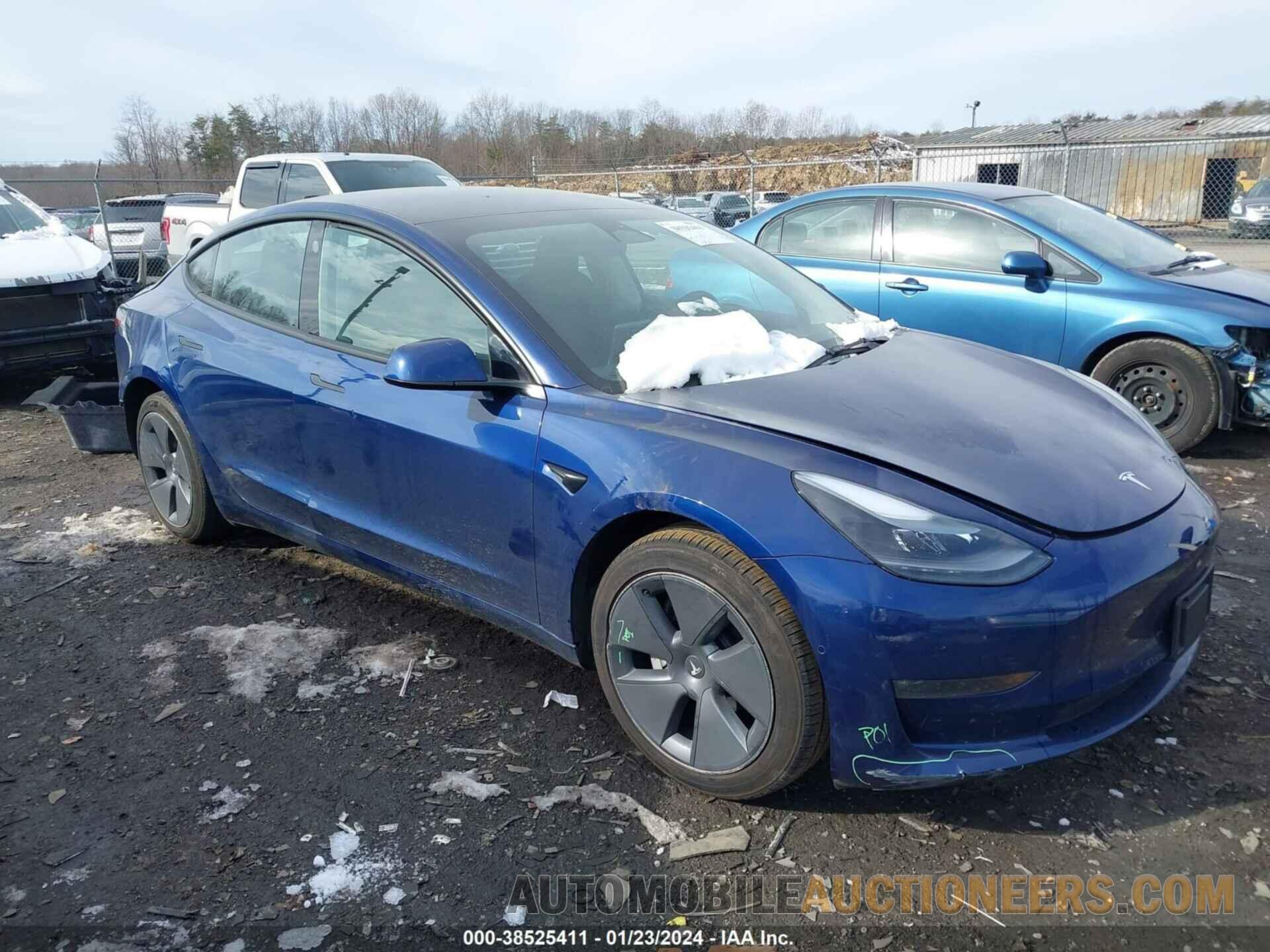 5YJ3E1EB9NF170493 TESLA MODEL 3 2022