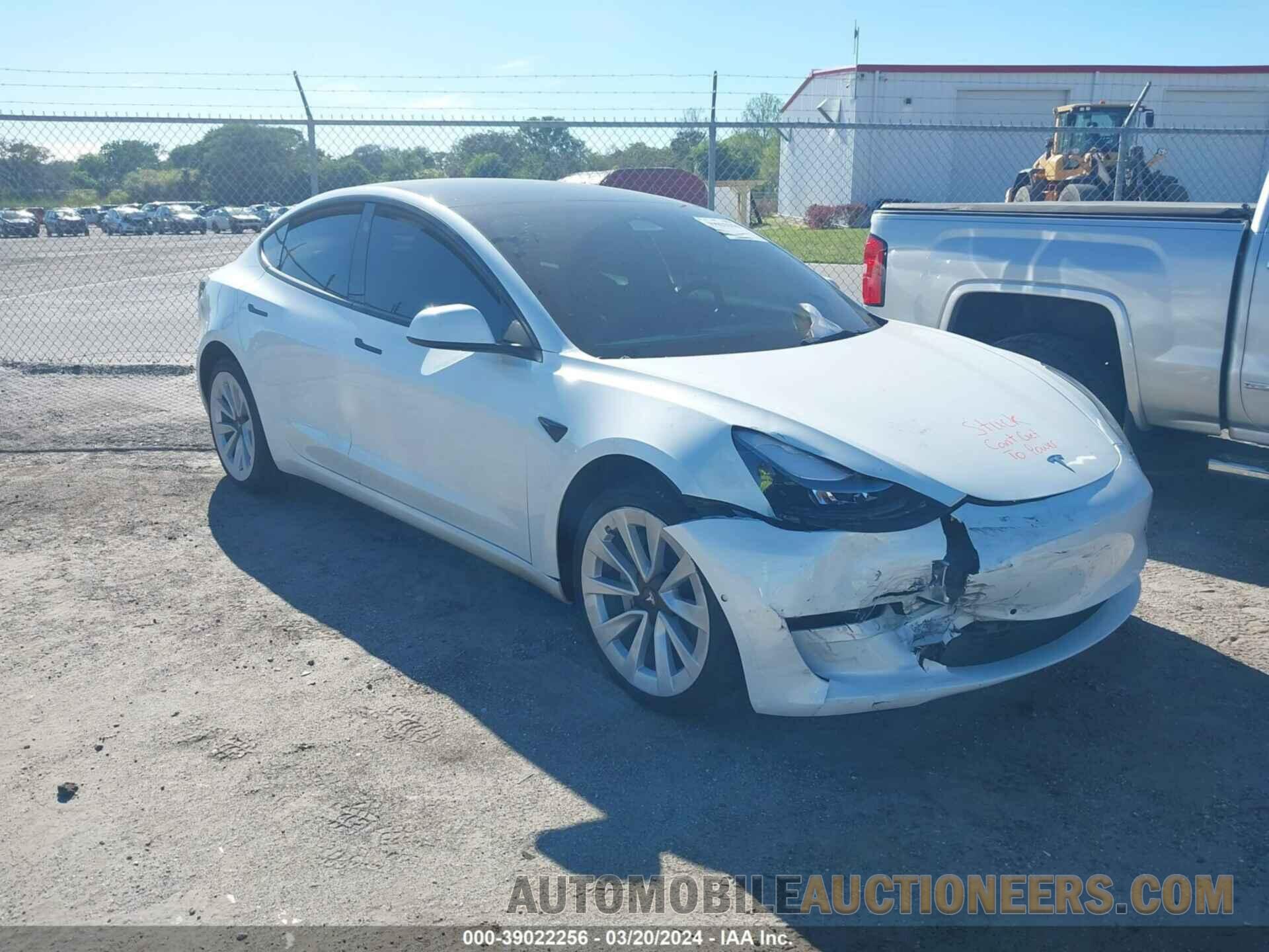 5YJ3E1EB9NF195734 TESLA MODEL 3 2022