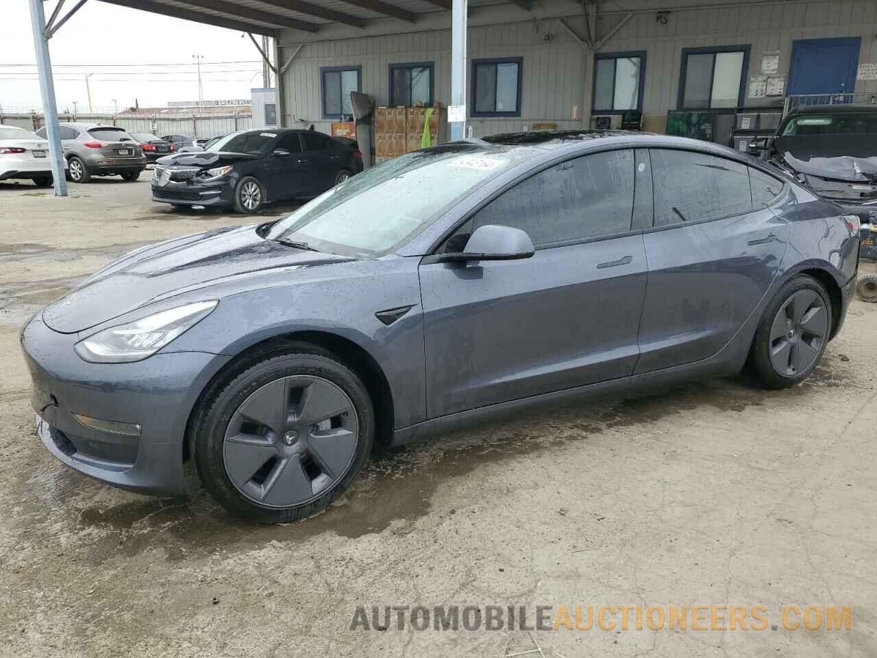 5YJ3E1EB9NF258816 TESLA MODEL 3 2022