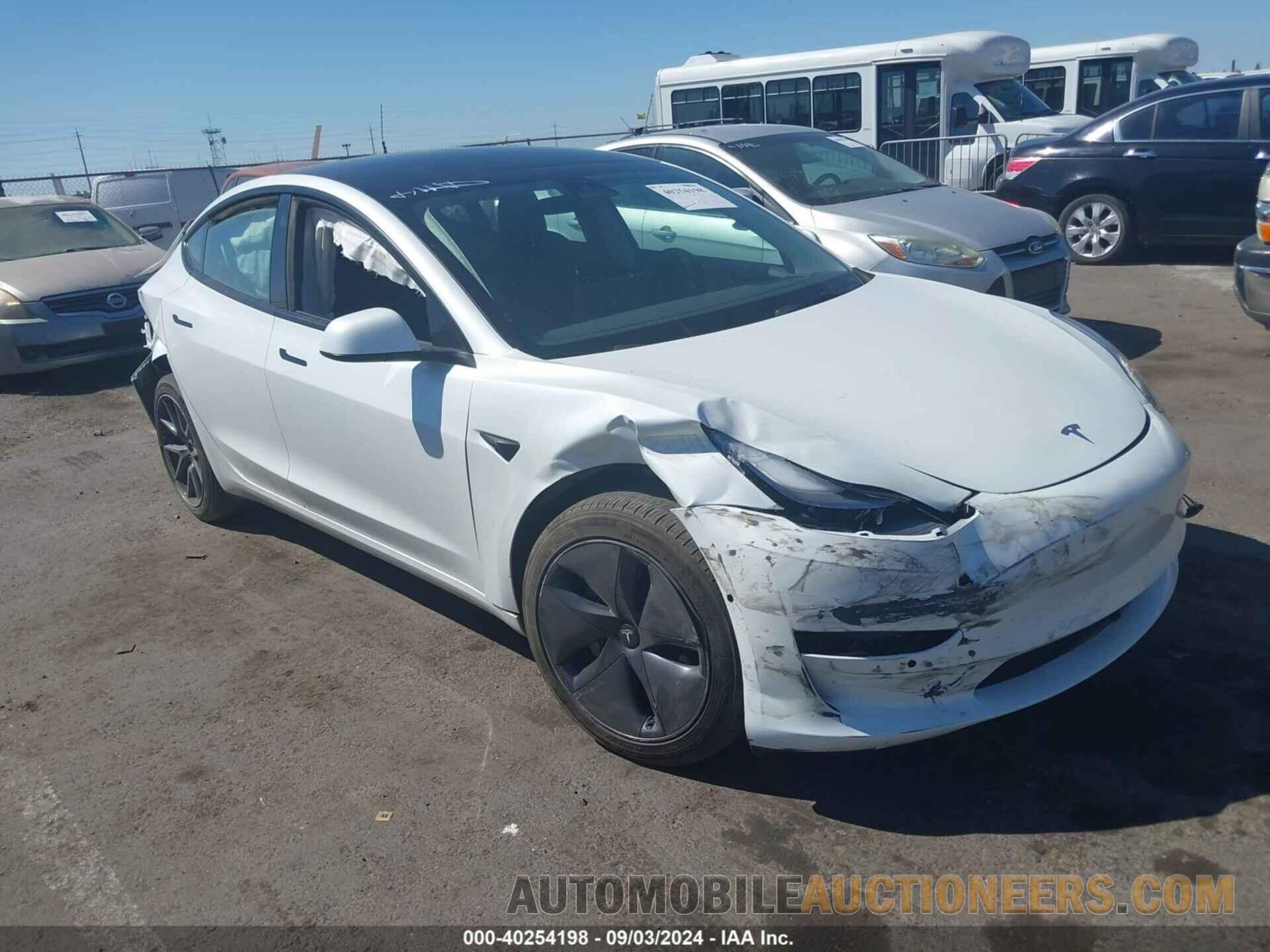 5YJ3E1EB9NF299351 TESLA MODEL 3 2022