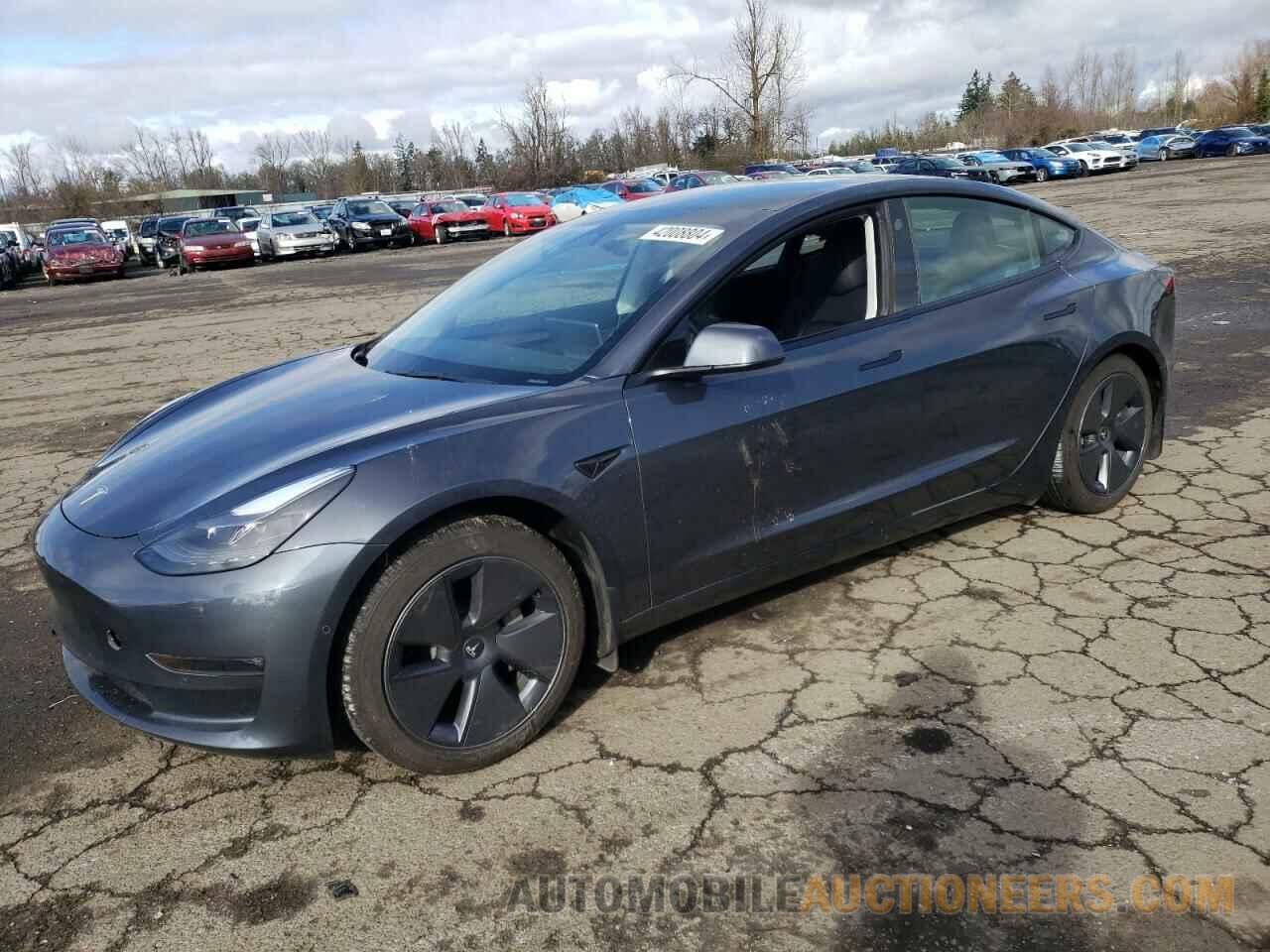 5YJ3E1EB9NF318318 TESLA MODEL 3 2022