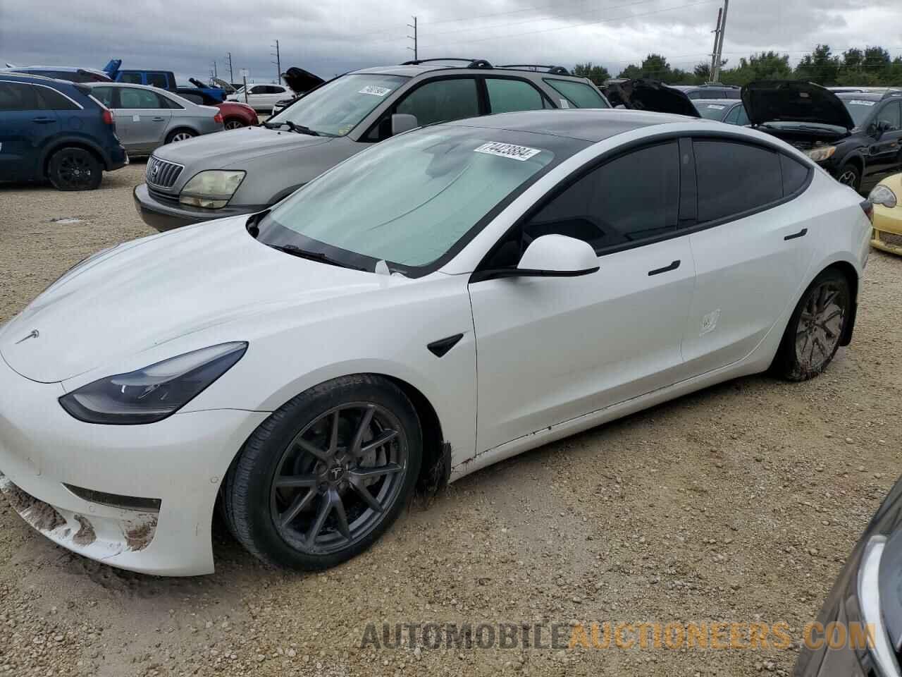 5YJ3E1EB9NF325799 TESLA MODEL 3 2022