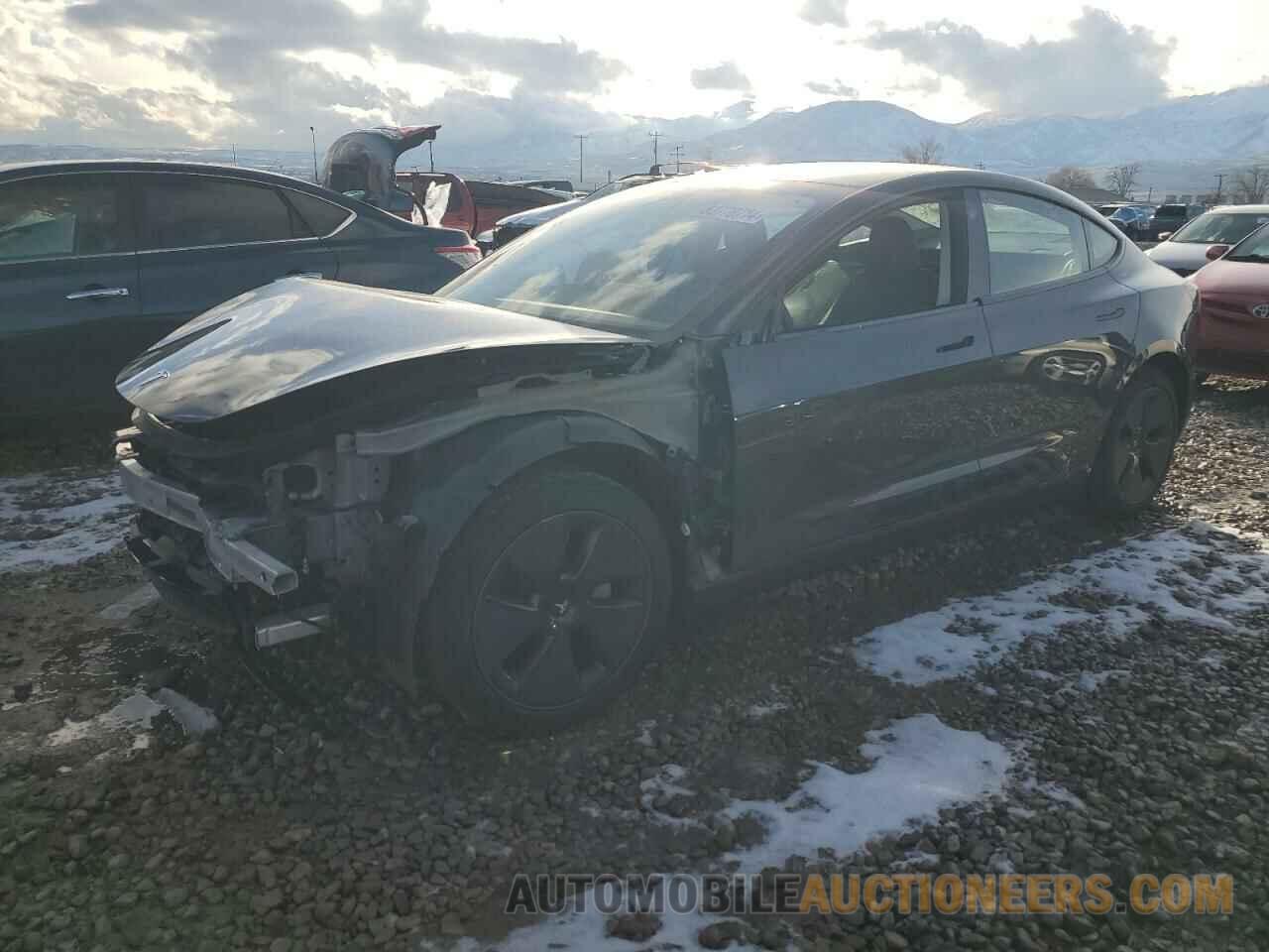 5YJ3E1EB9PF636880 TESLA MODEL 3 2023