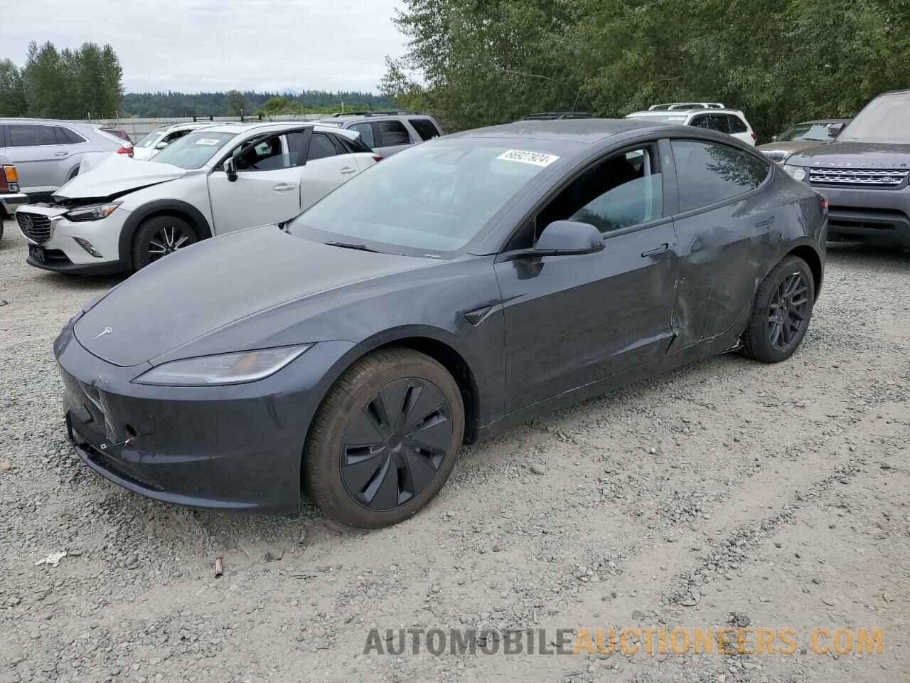 5YJ3E1EB9RF729126 TESLA MODEL 3 2024