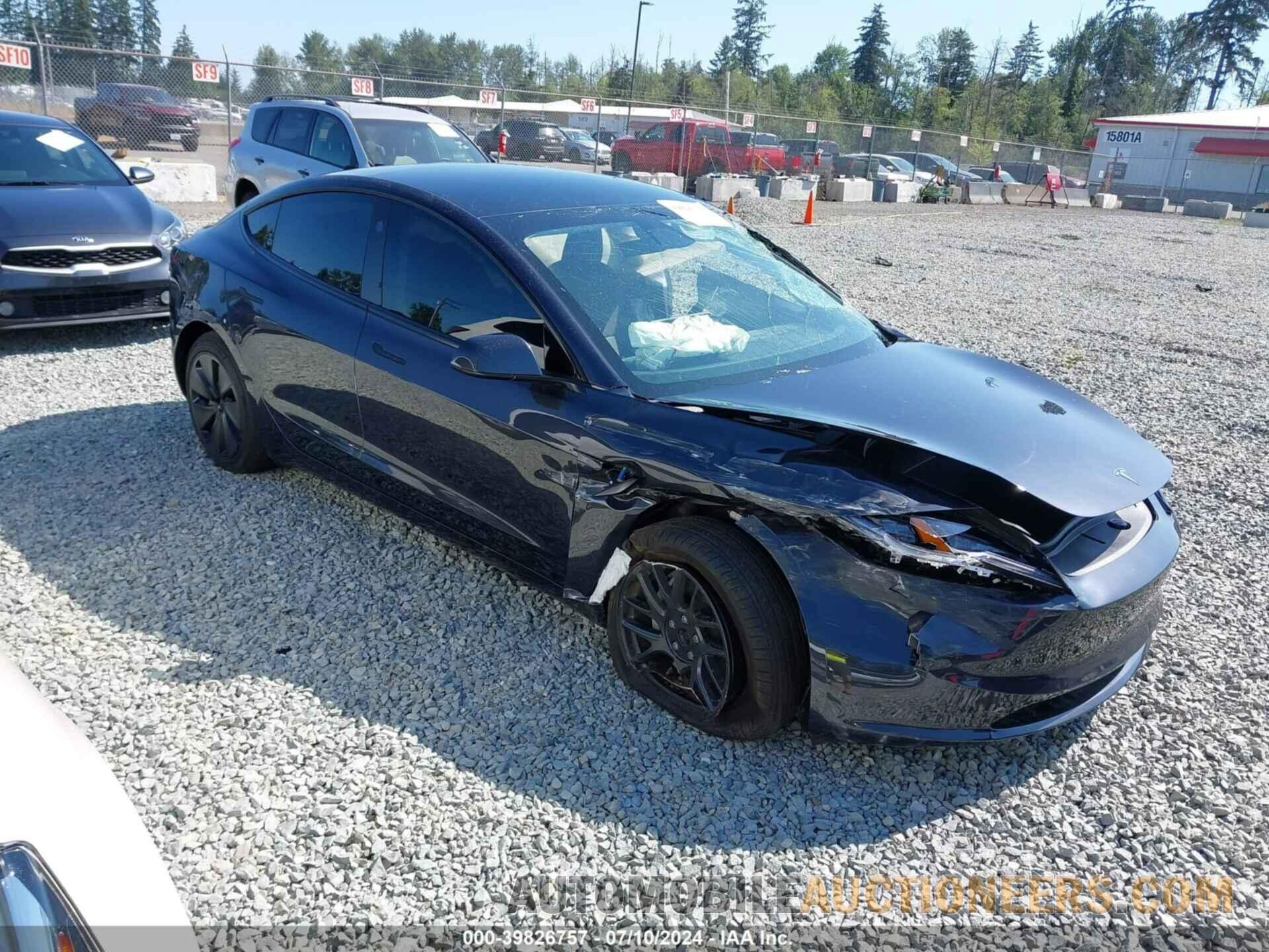 5YJ3E1EB9RF810076 TESLA MODEL 3 2024