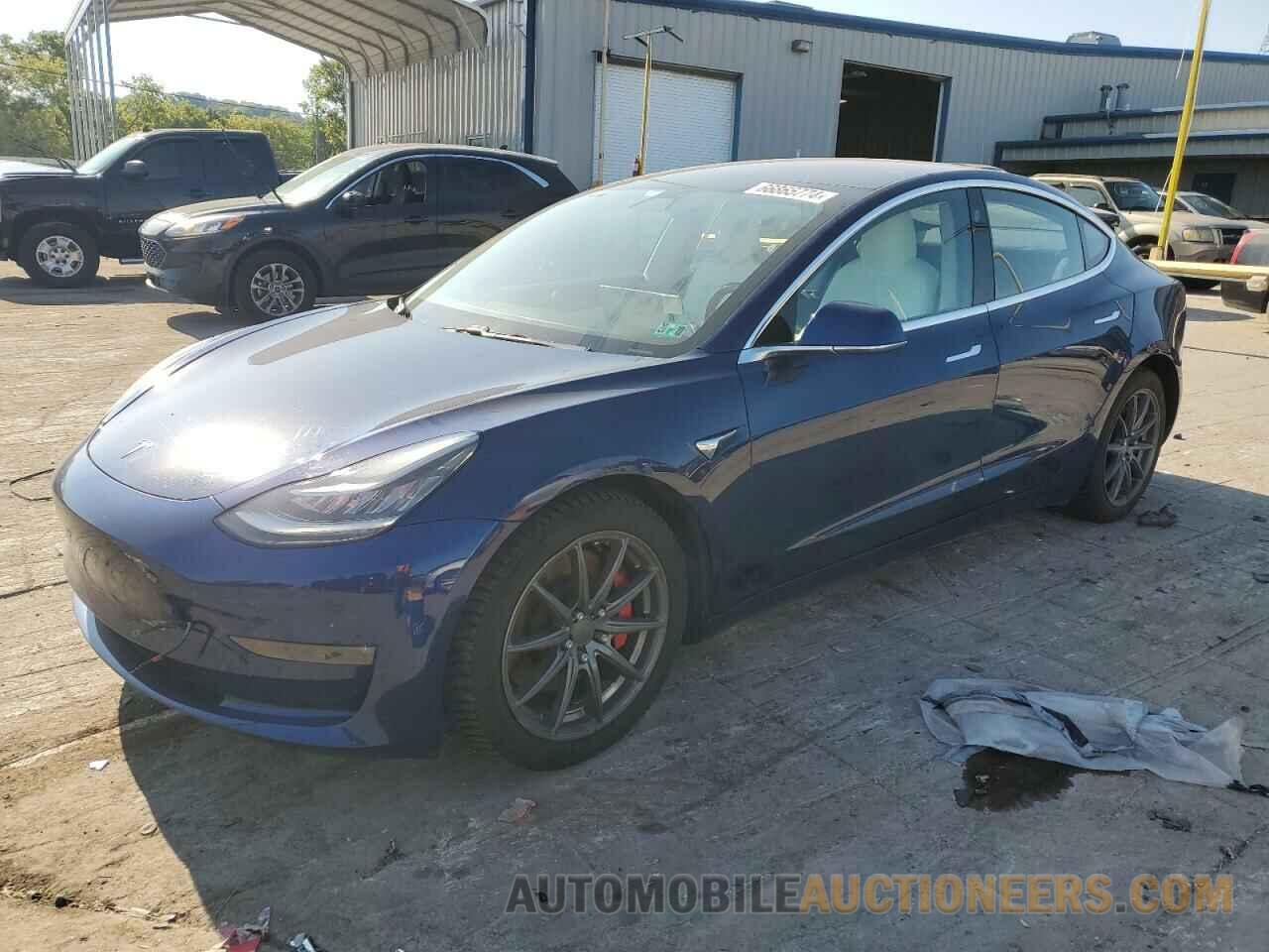 5YJ3E1EBXJF055699 TESLA MODEL 3 2018