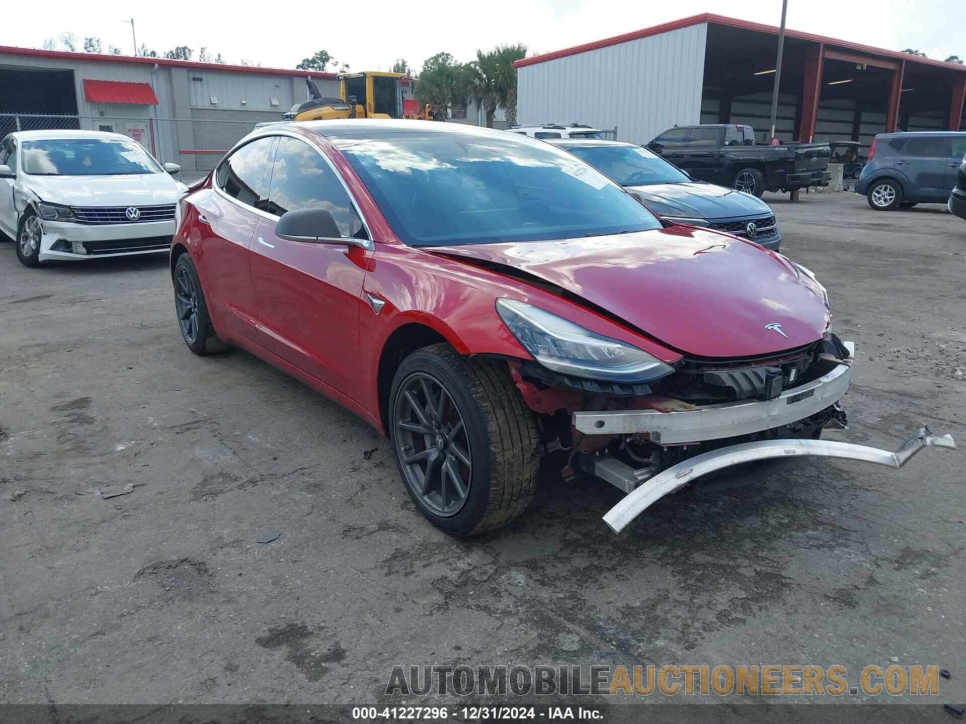 5YJ3E1EBXJF073393 TESLA MODEL 3 2018