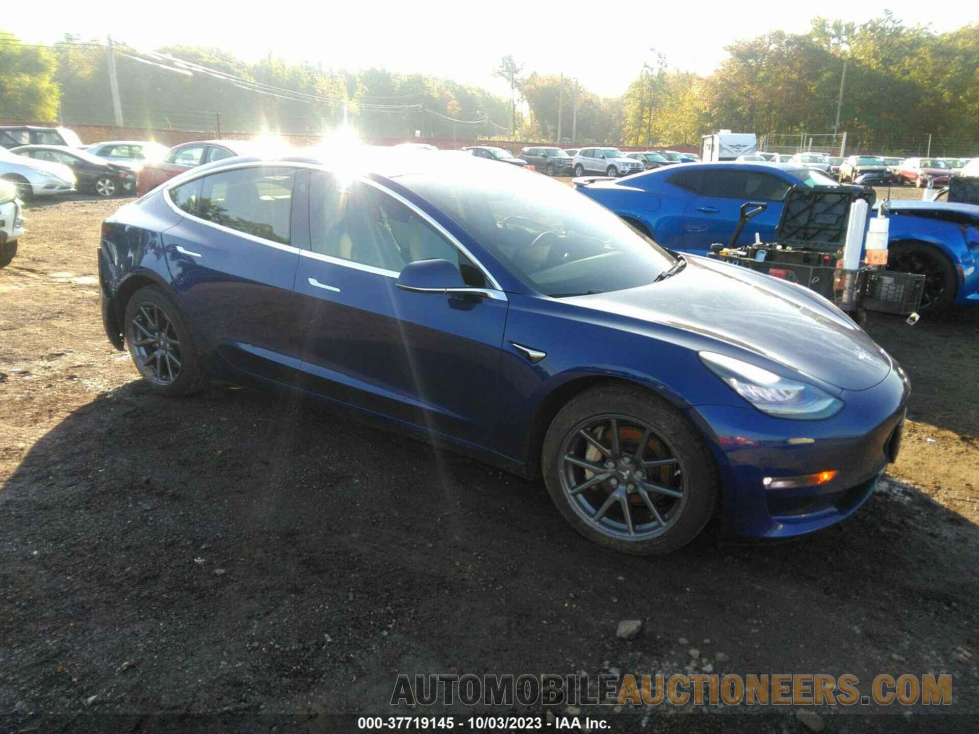 5YJ3E1EBXJF086046 TESLA MODEL 3 2018