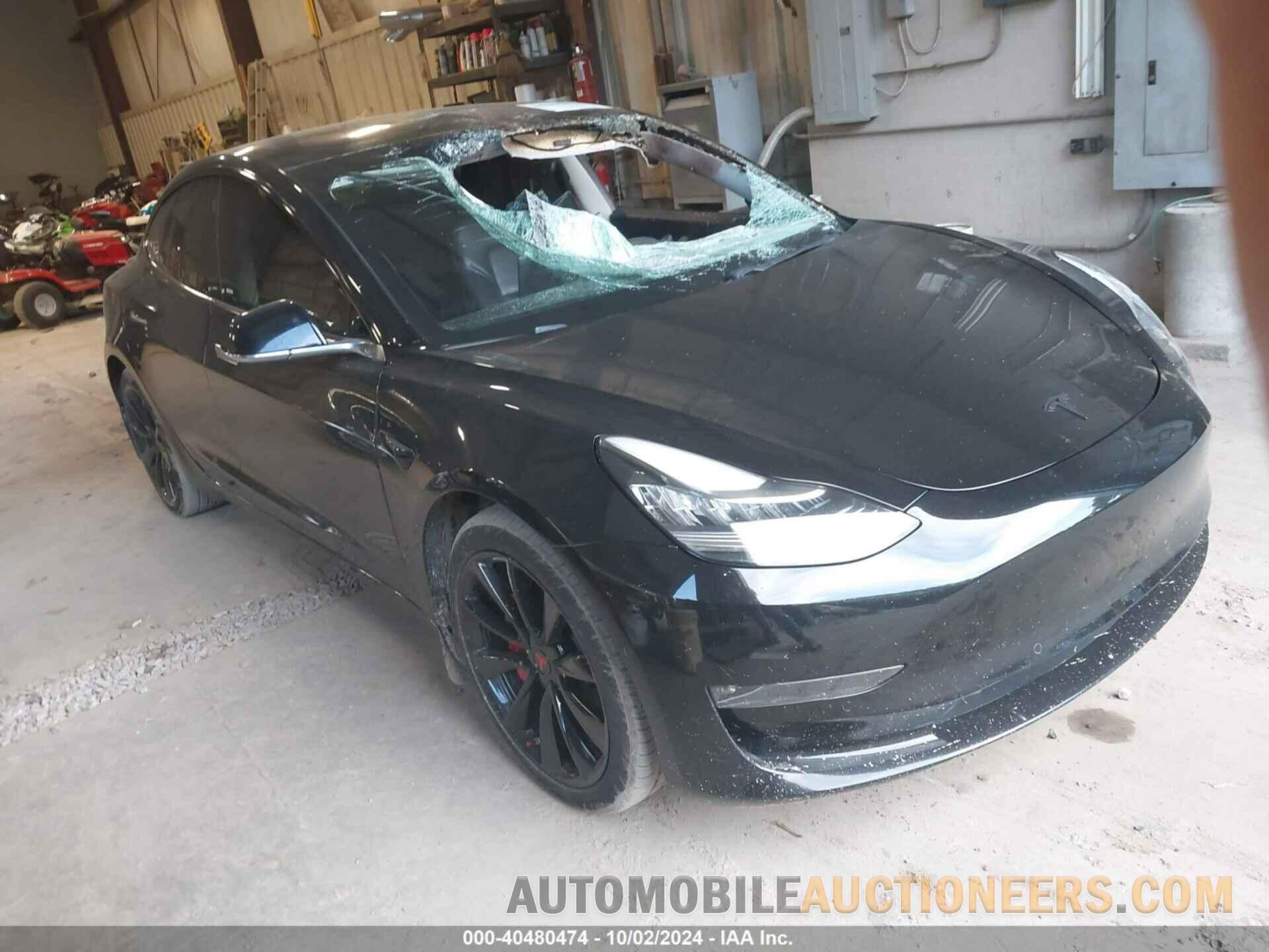 5YJ3E1EBXJF086600 TESLA MODEL 3 2018