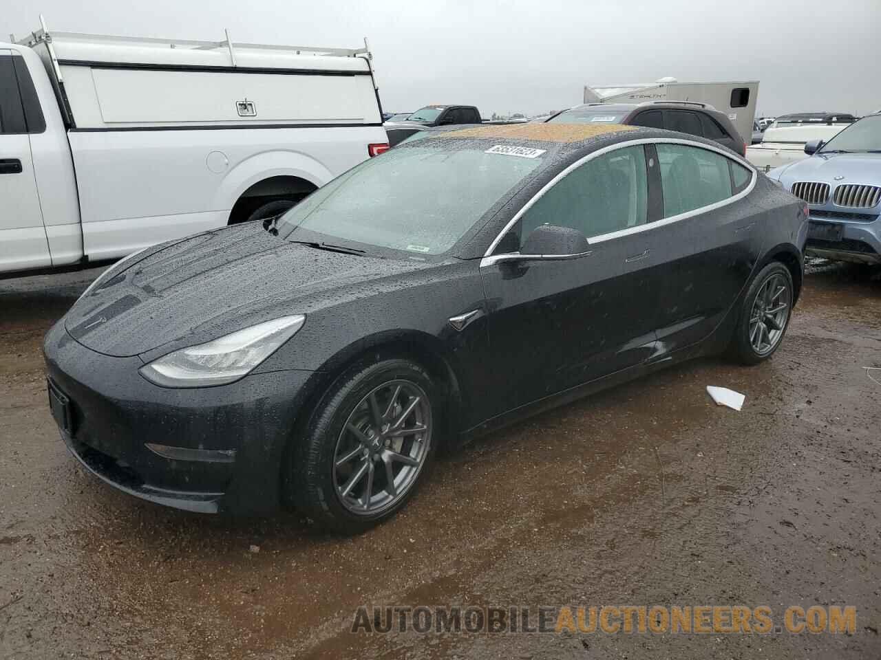 5YJ3E1EBXJF093045 TESLA MODEL 3 2018